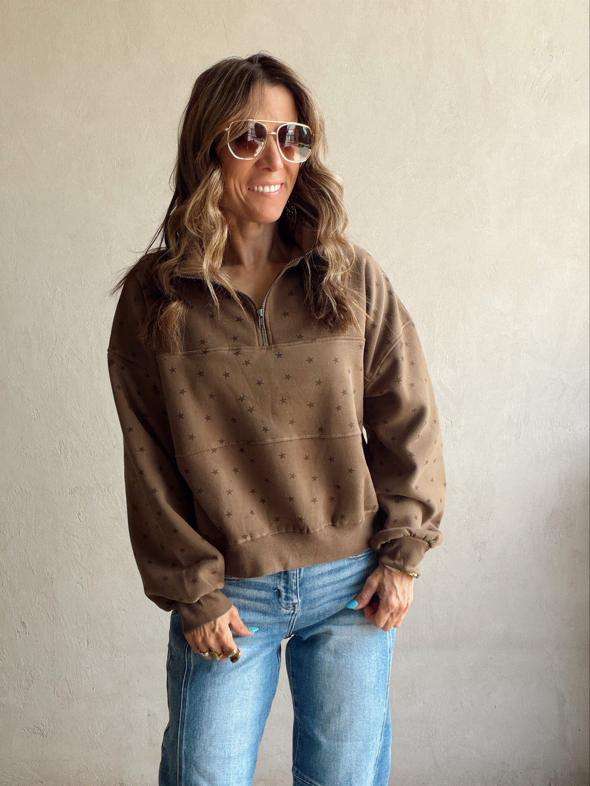 Bonnie Star Pullover in Chocolate