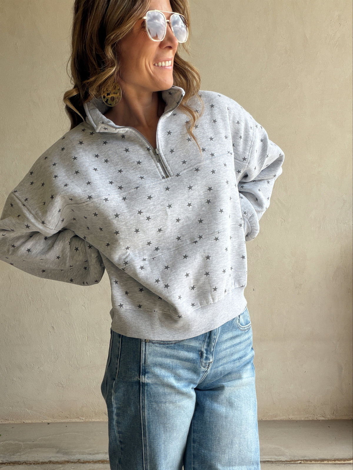 Bonnie Star Pullover in Gray