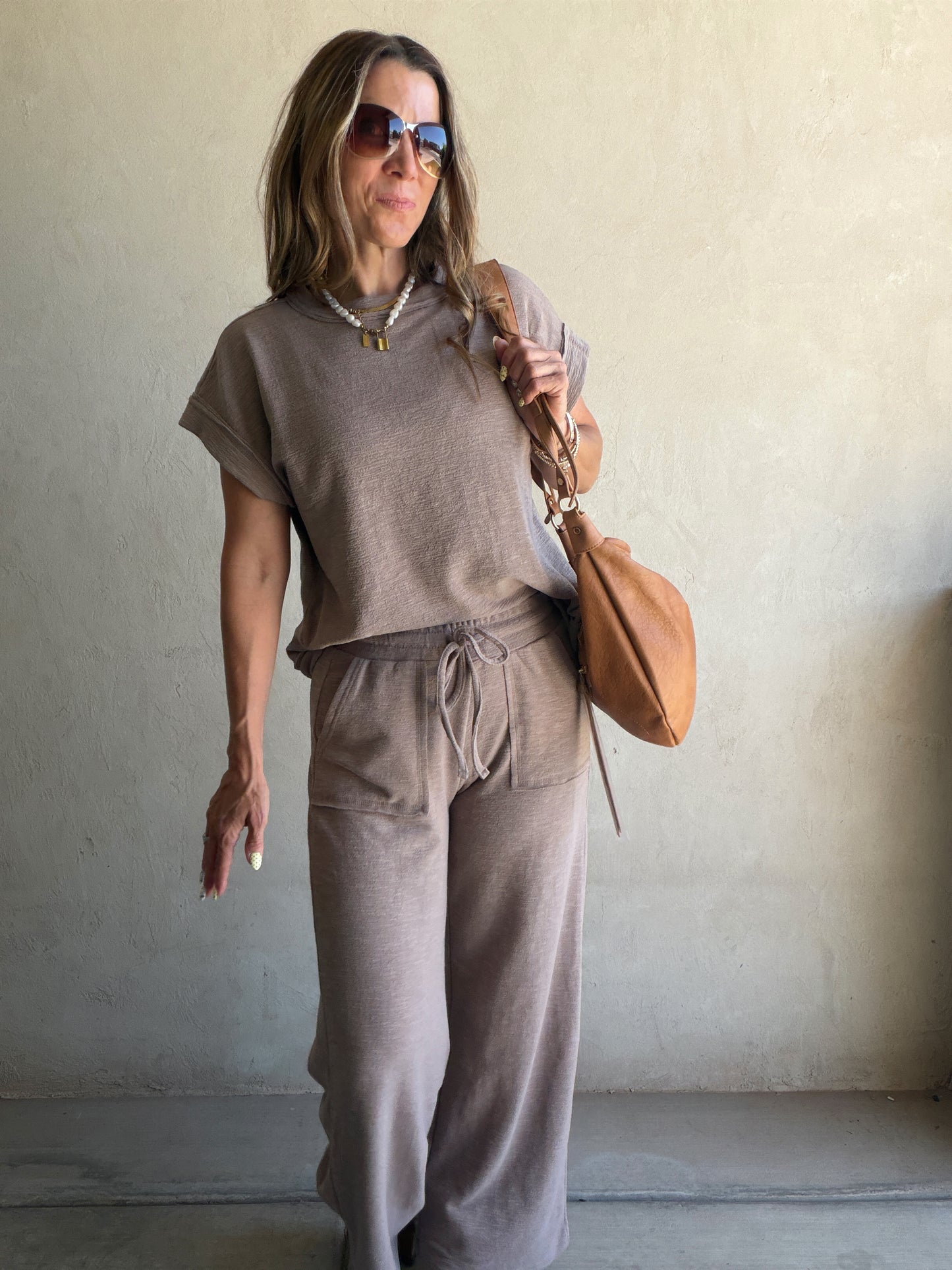 Vanessa Set in Taupe