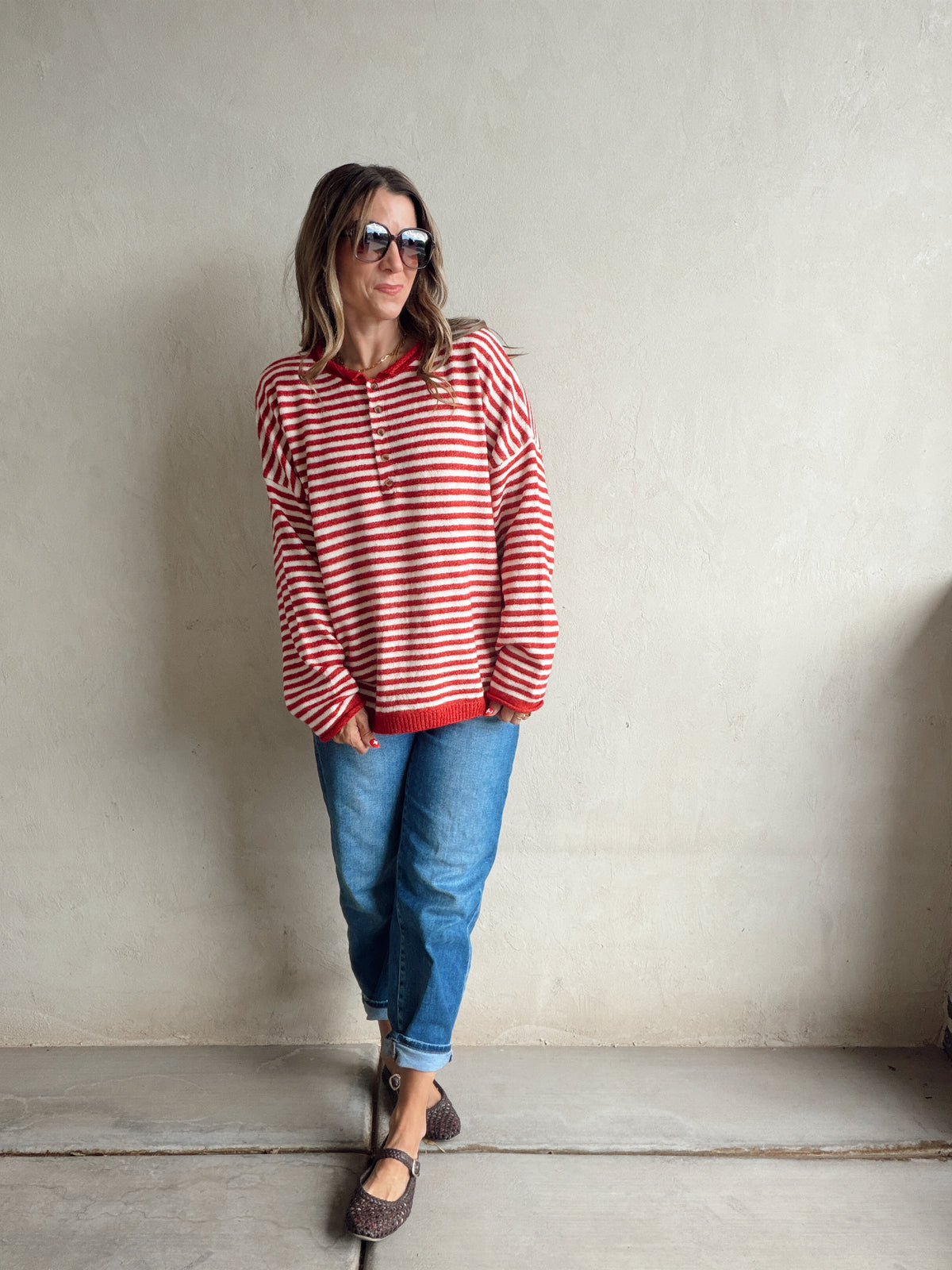 Hanna Henley Sweater in Red