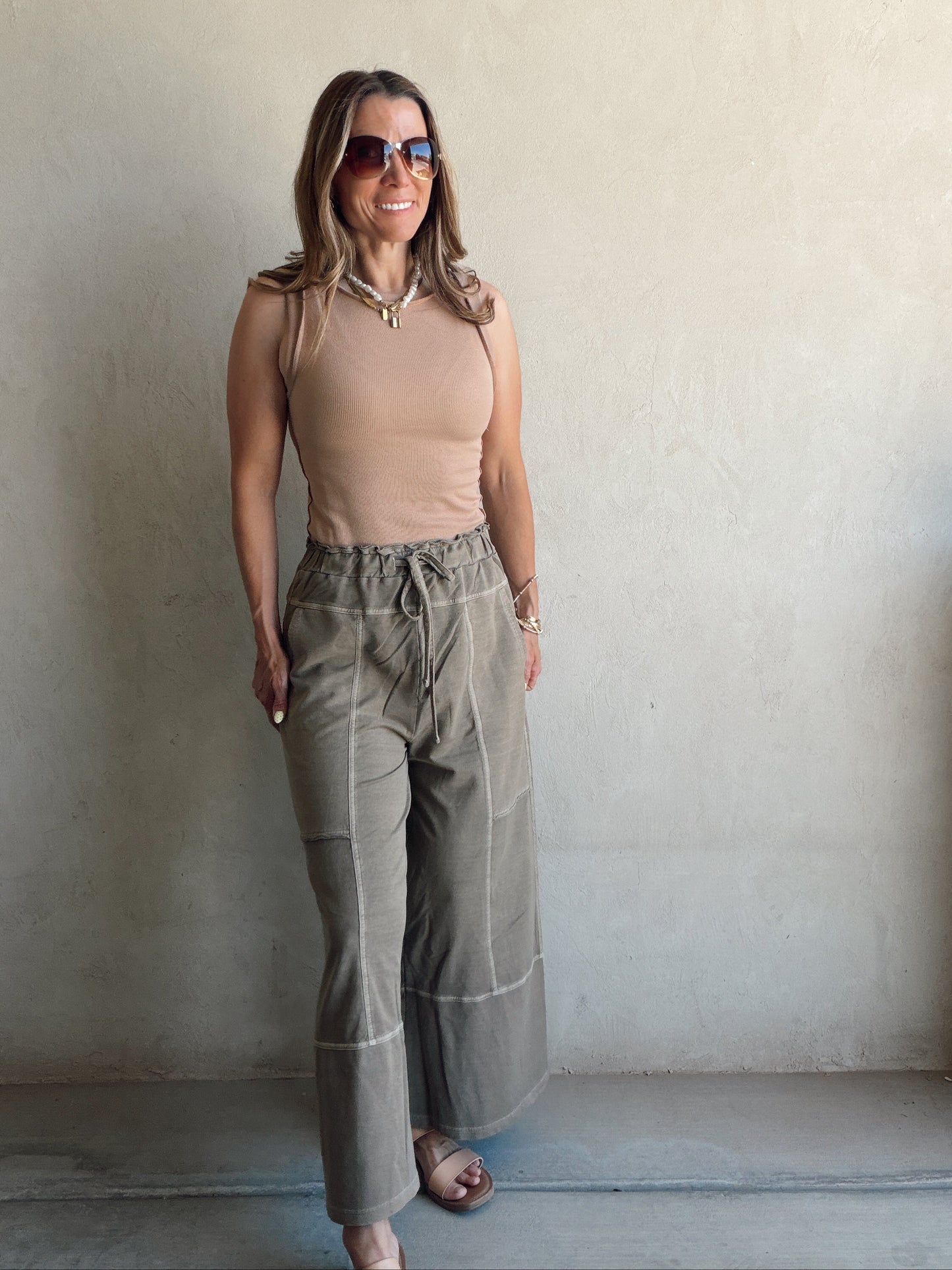 Sandy Pants in Brown