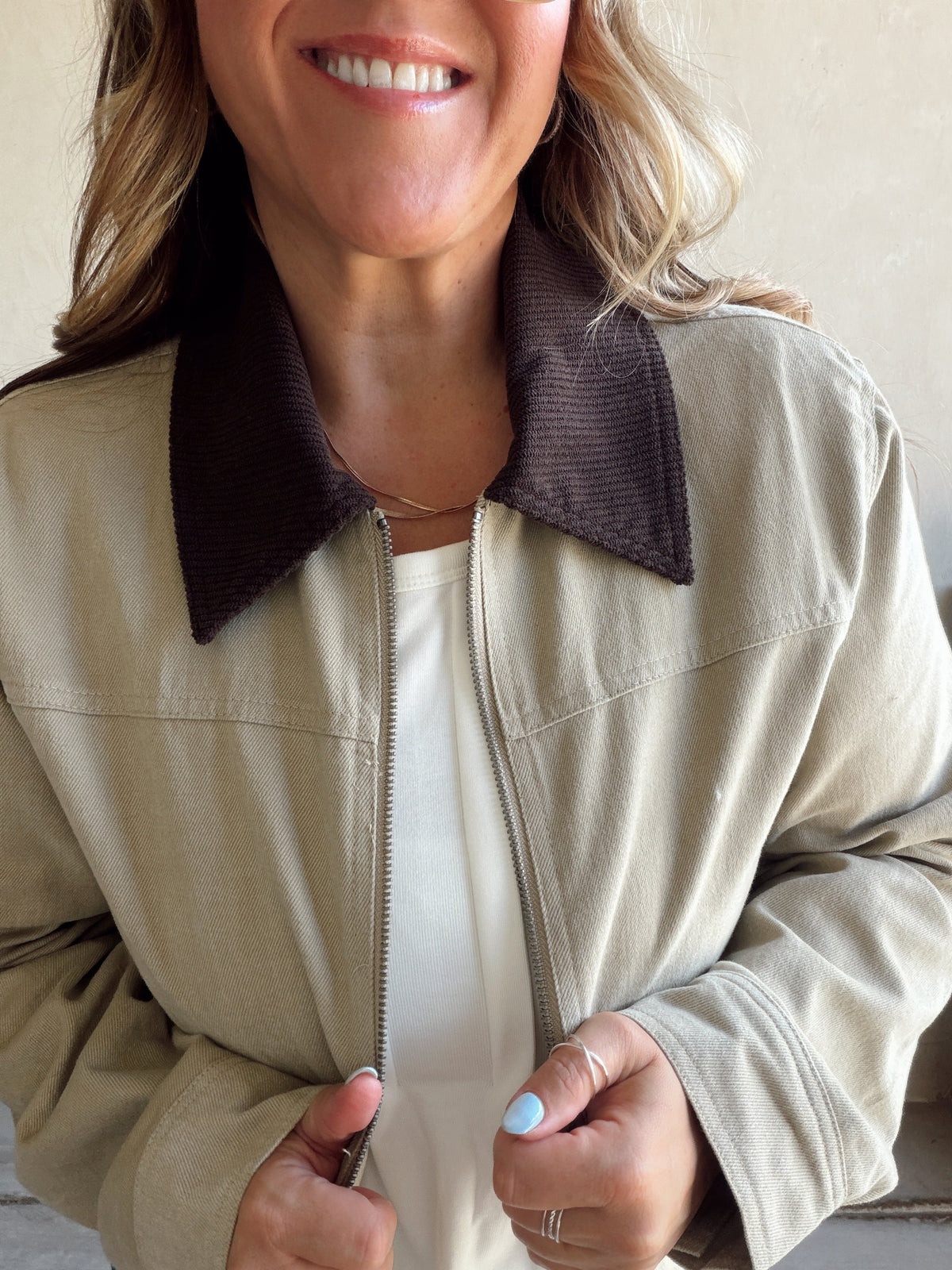 Emma Barn Cropped Jacket in Khaki
