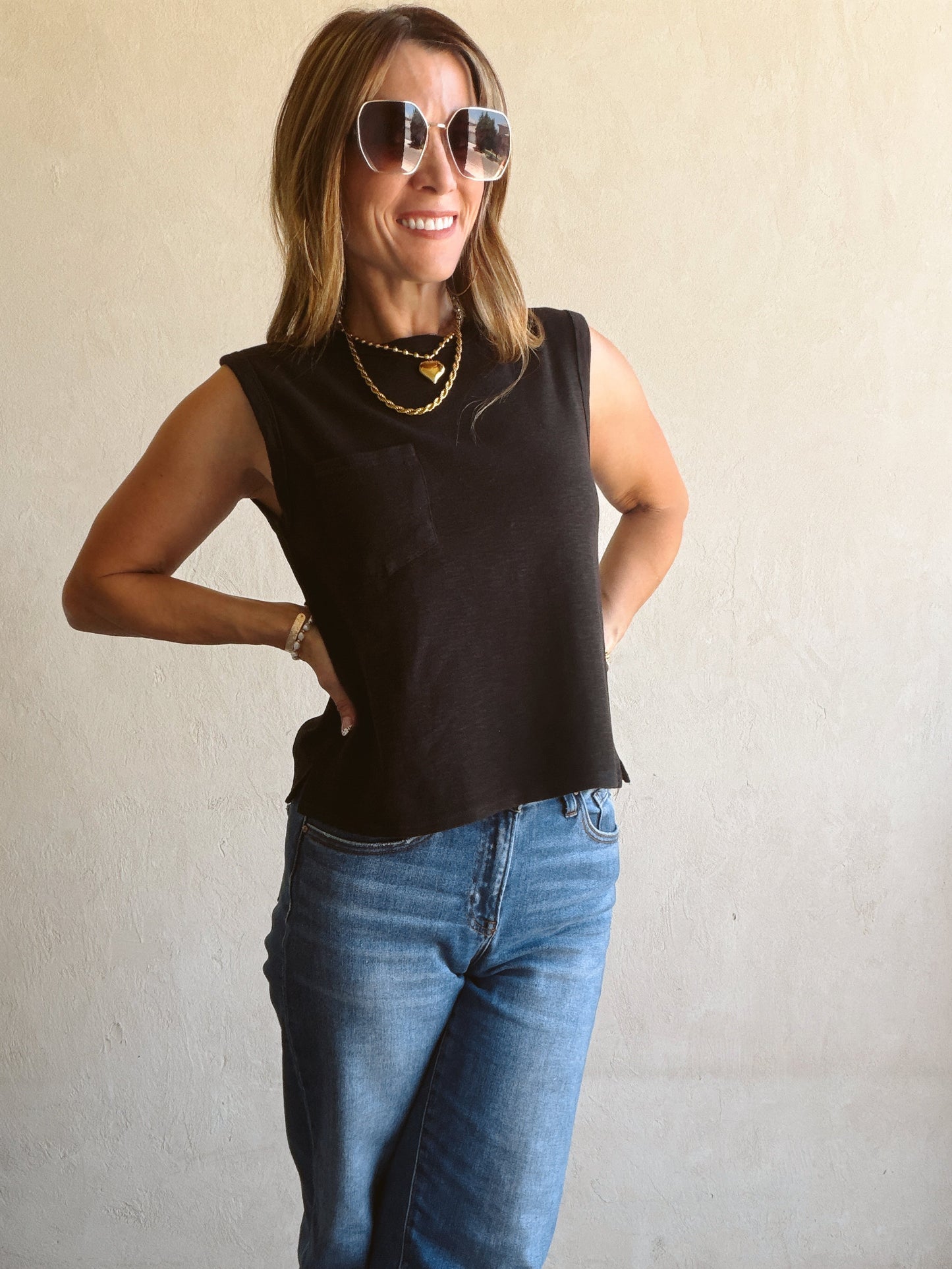 Wren Sleeveless Tank in Black