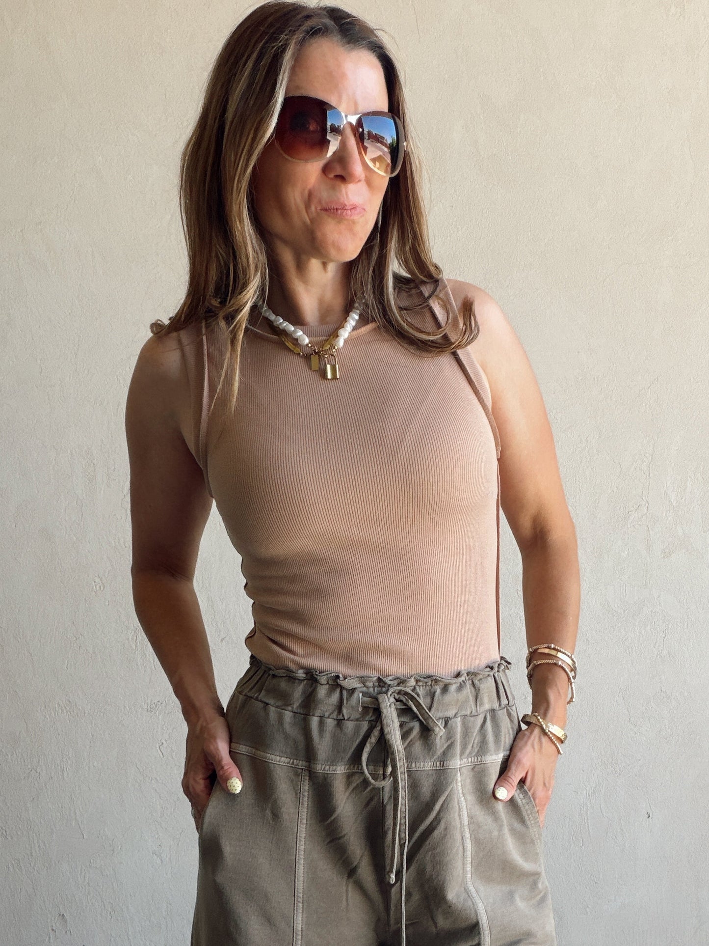 Sandy Pants in Brown