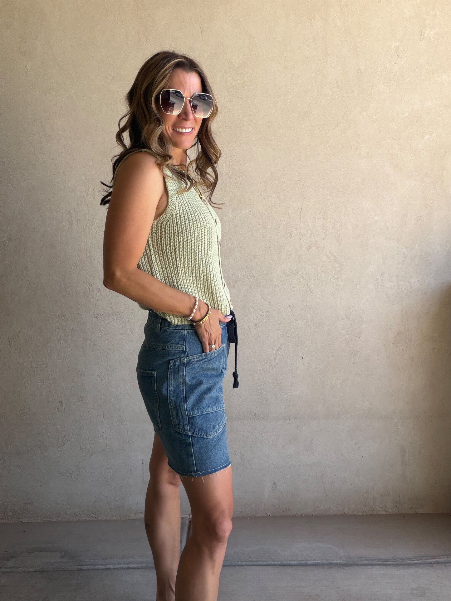 Kendra Barrel Shorts in Medium Wash