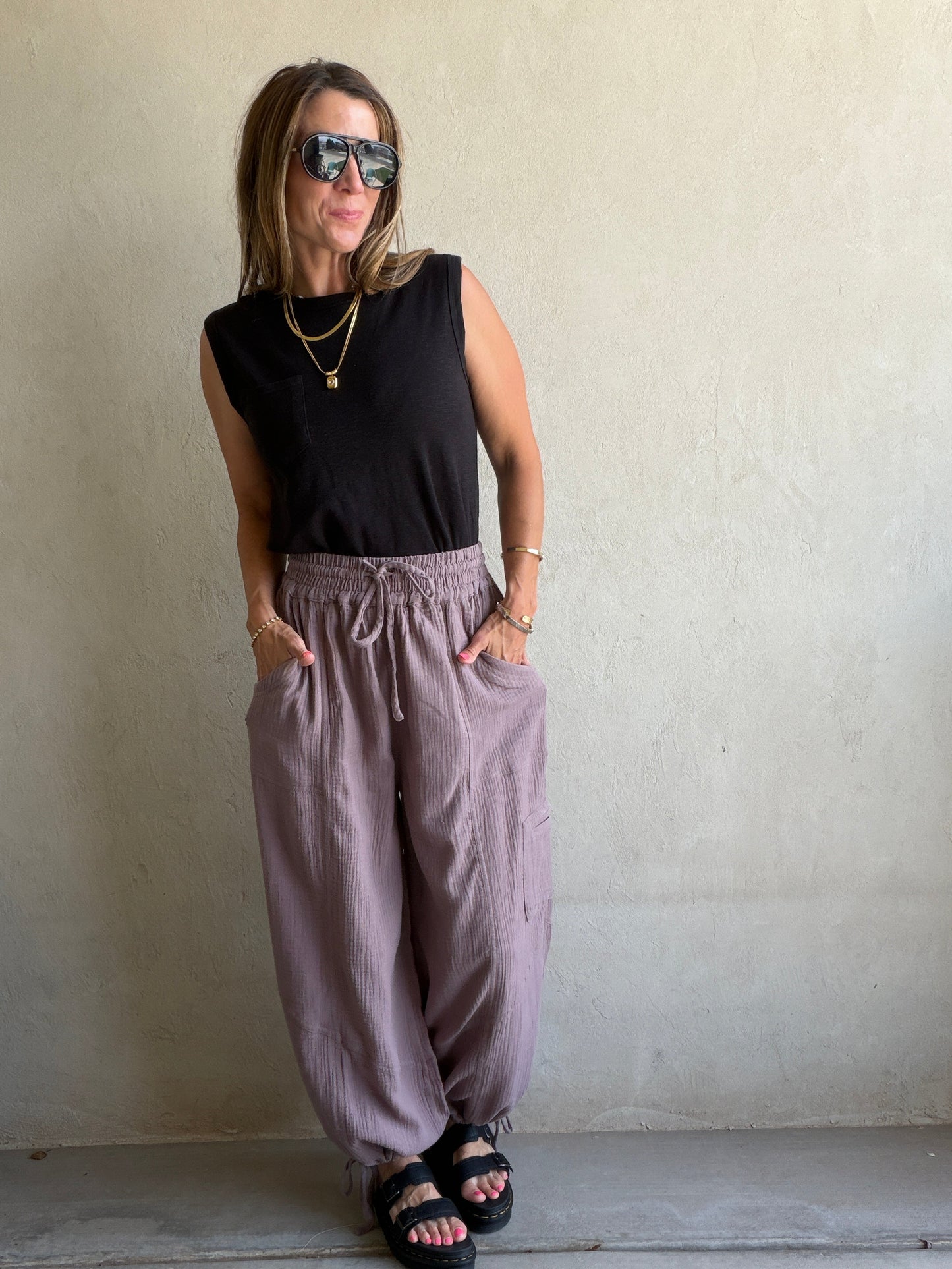 Leila Pants in Dark Lilac
