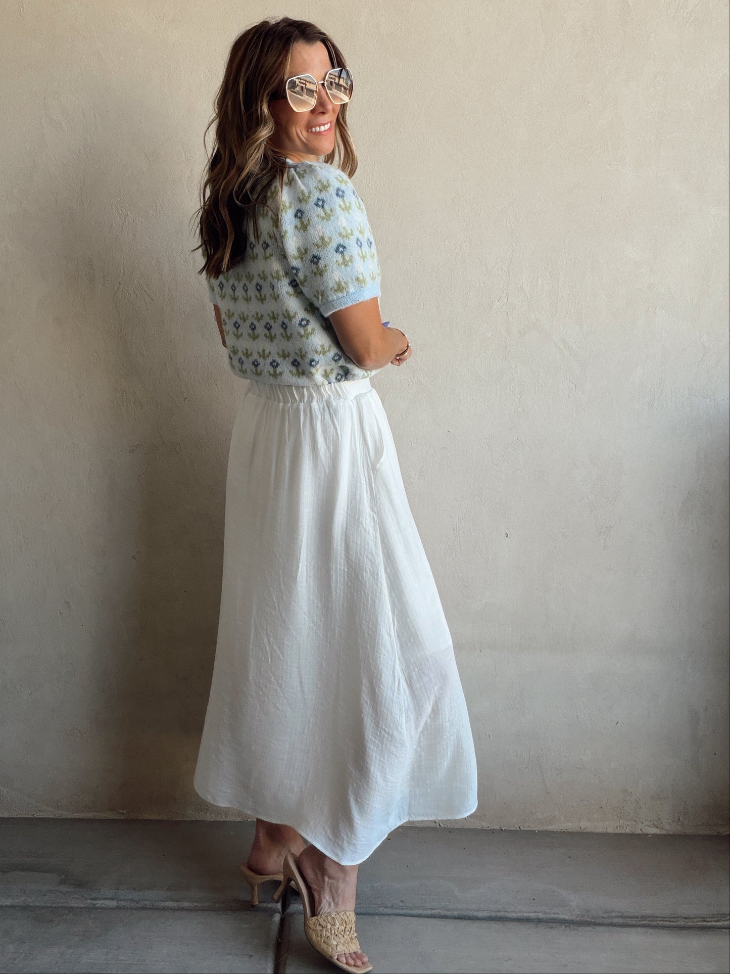 Kynlee Skirt in Linen White