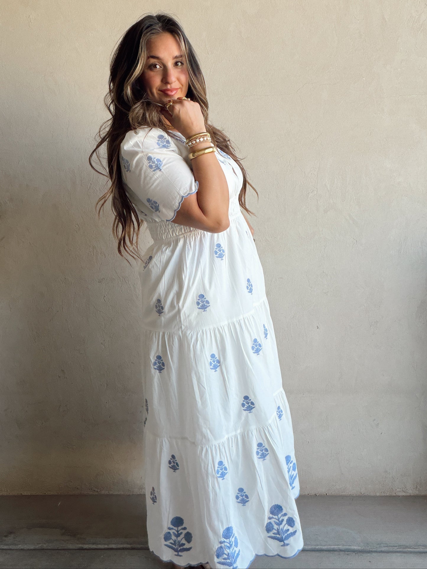 Perry Floral Dress in White & Blue