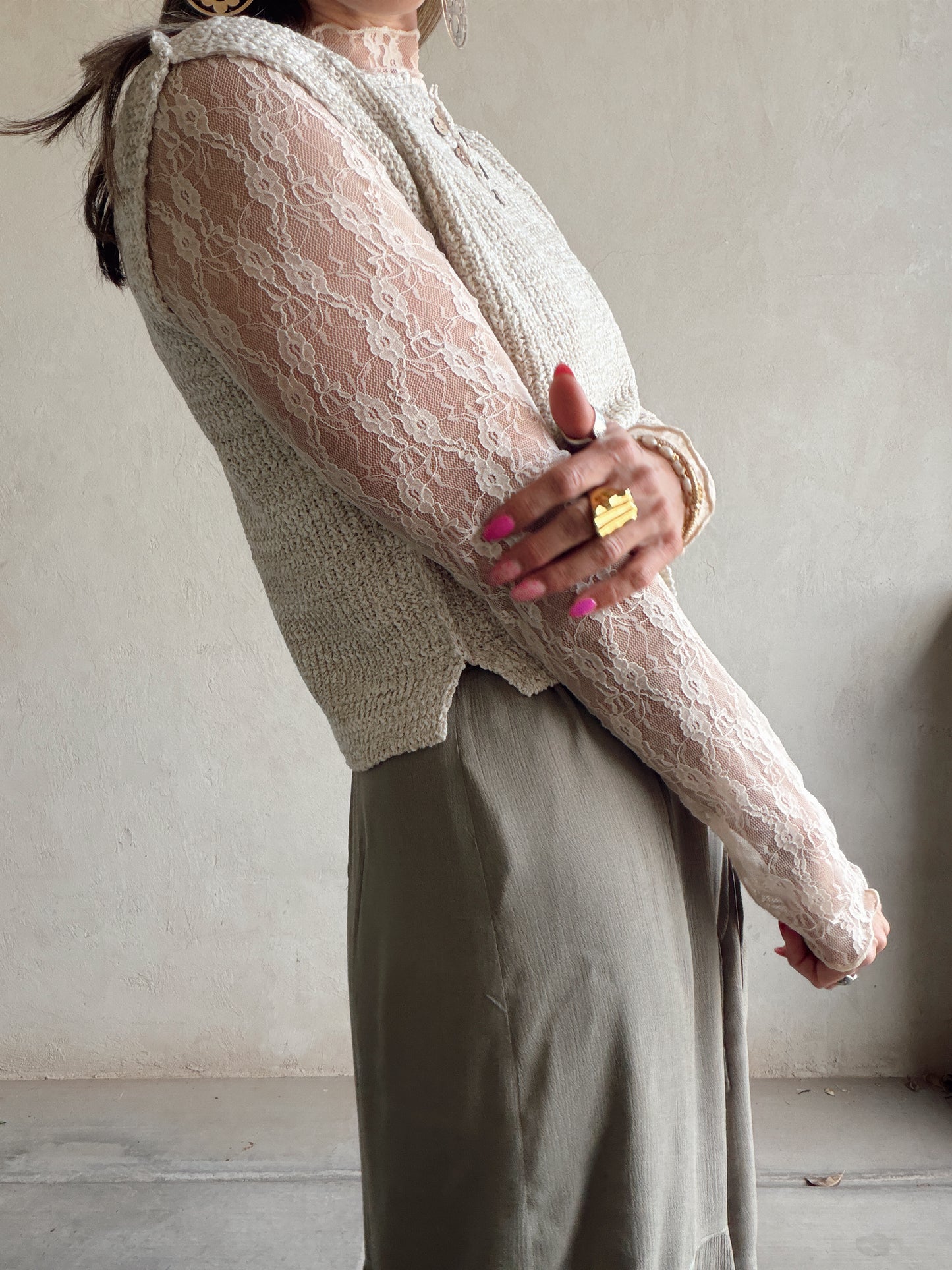 Candace V-Neck Top in Oatmeal