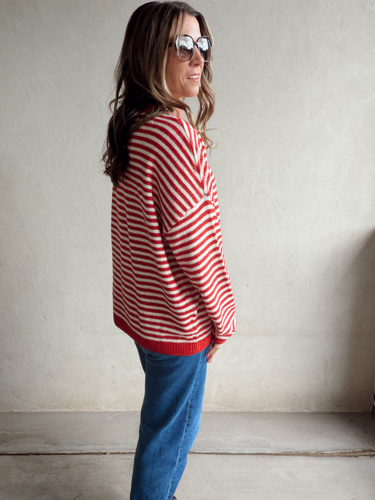 Hanna Henley Sweater in Red