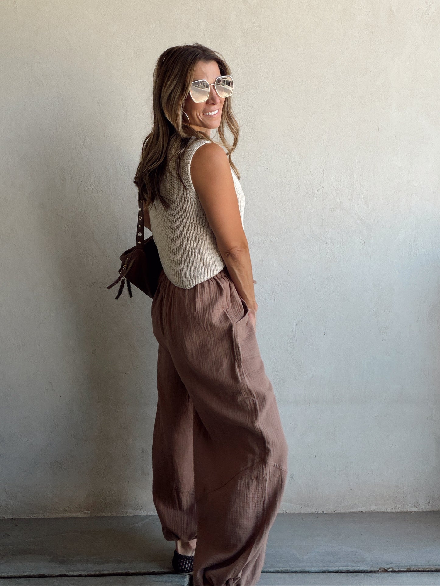 Leila Pants in Mocha