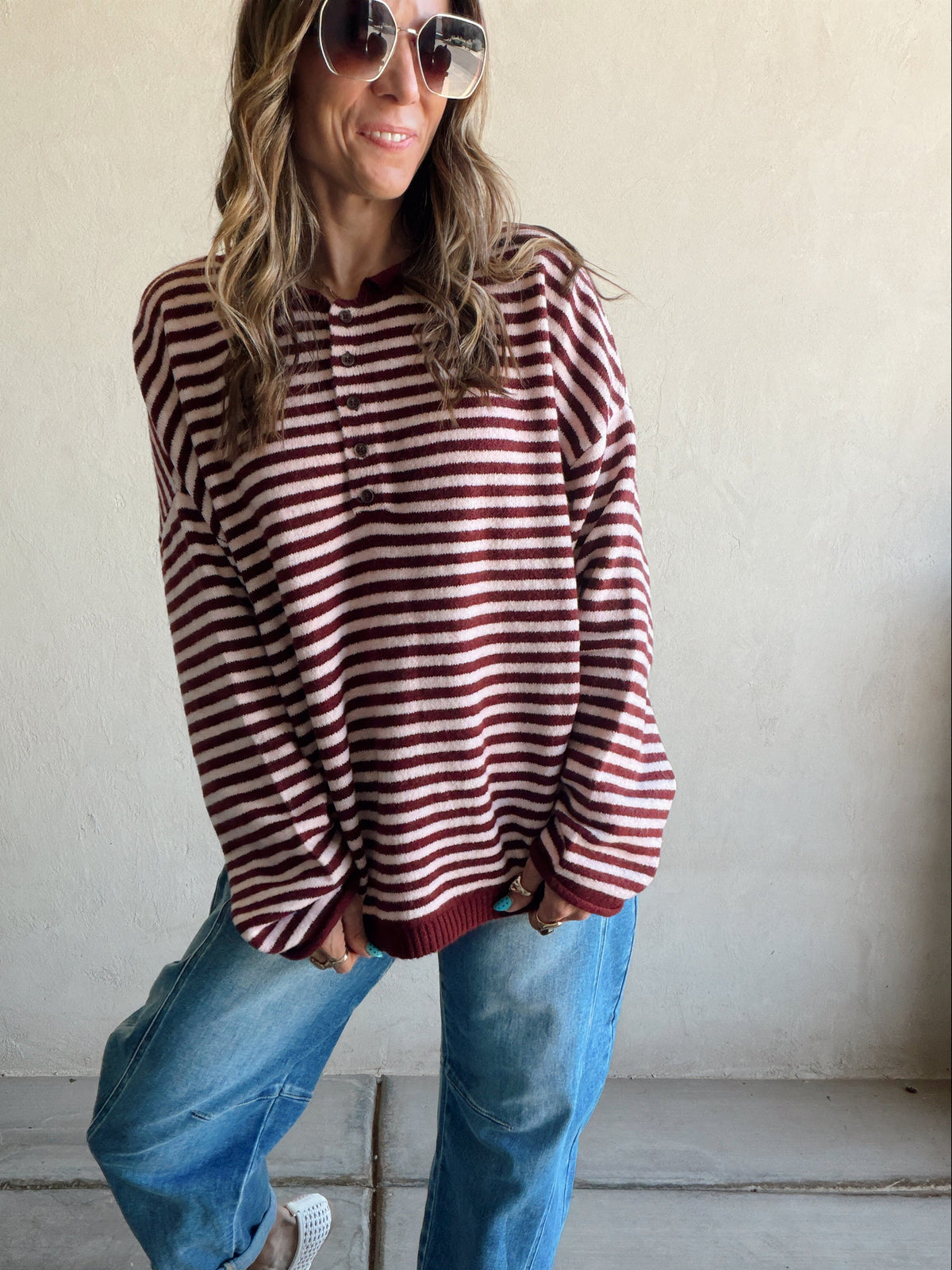 Hanna Henley Sweater in Burgundy