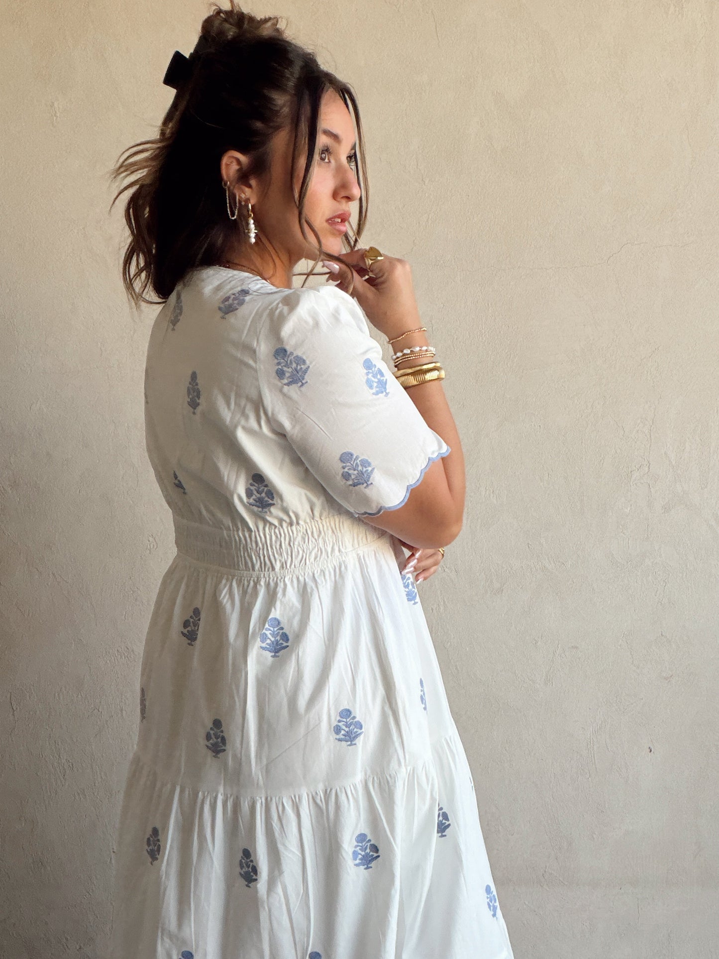 Perry Floral Dress in White & Blue