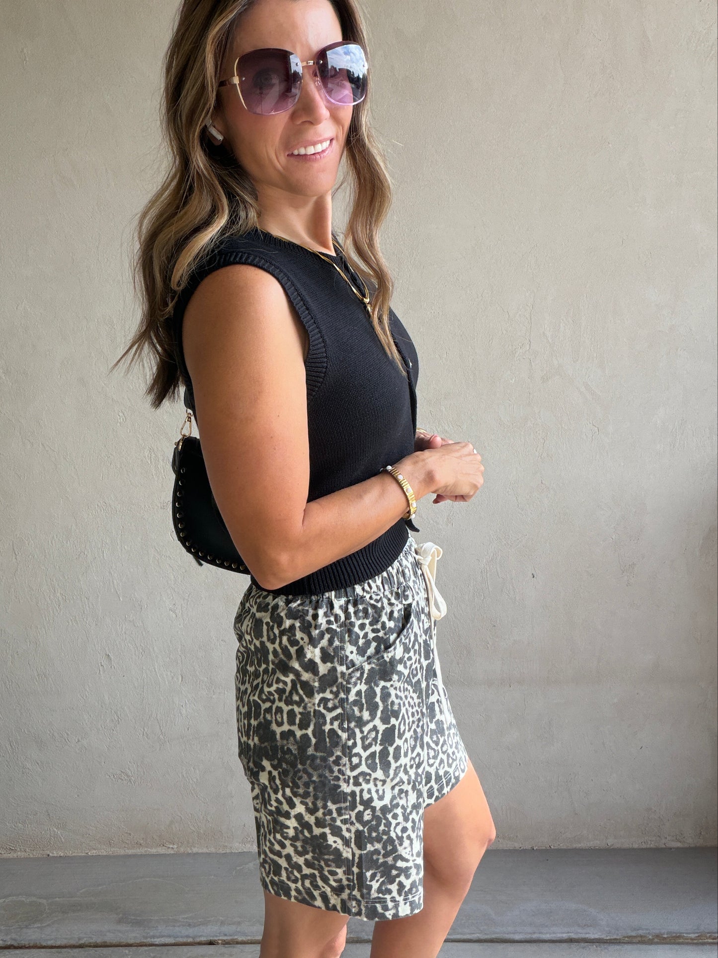 Elizabeth Tank in Black