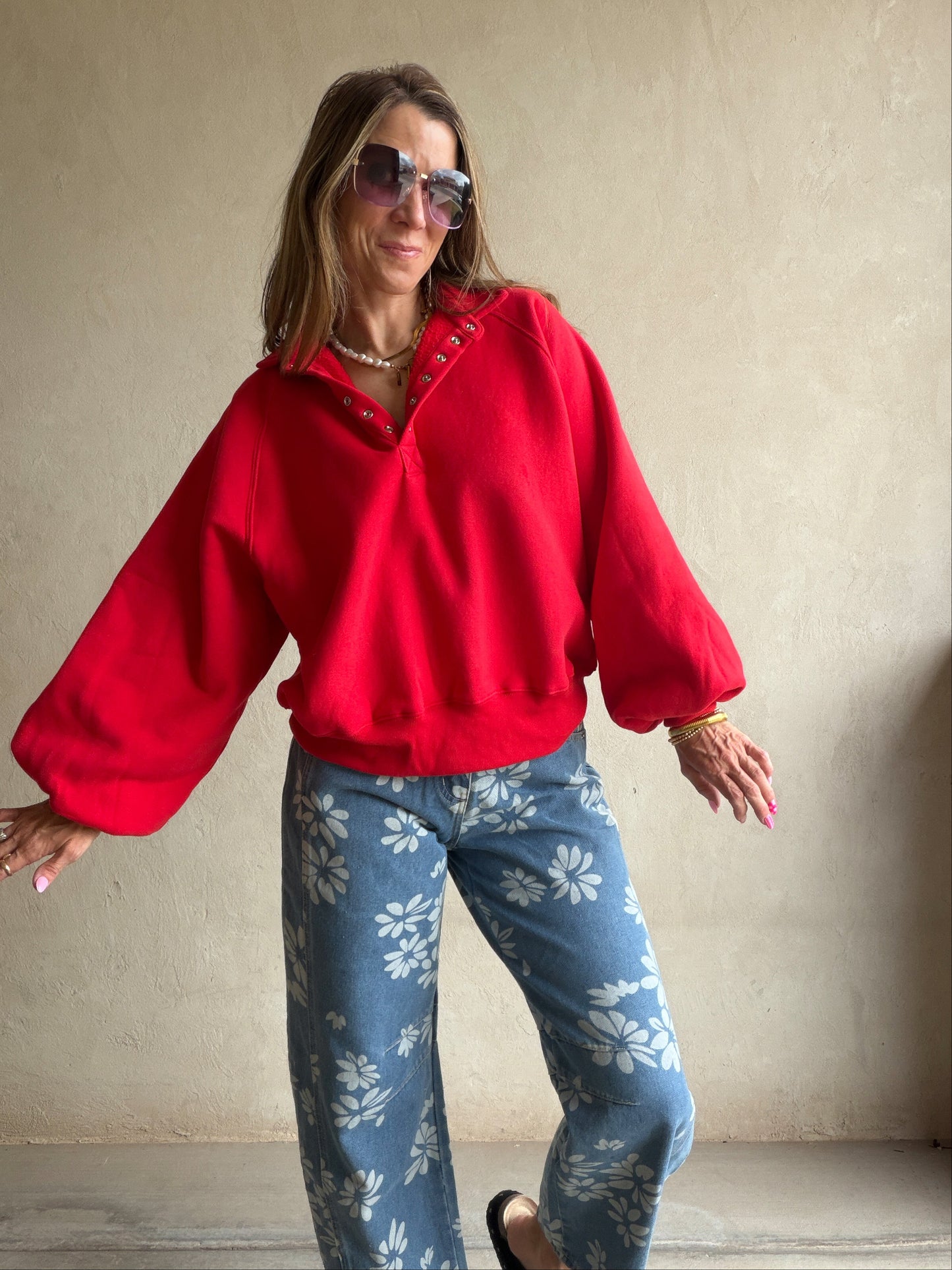 Kaylani Sweatshirt in Red