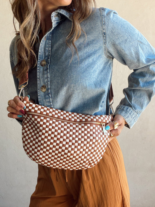 Betty Crossbody Bag in Cognac & Cream