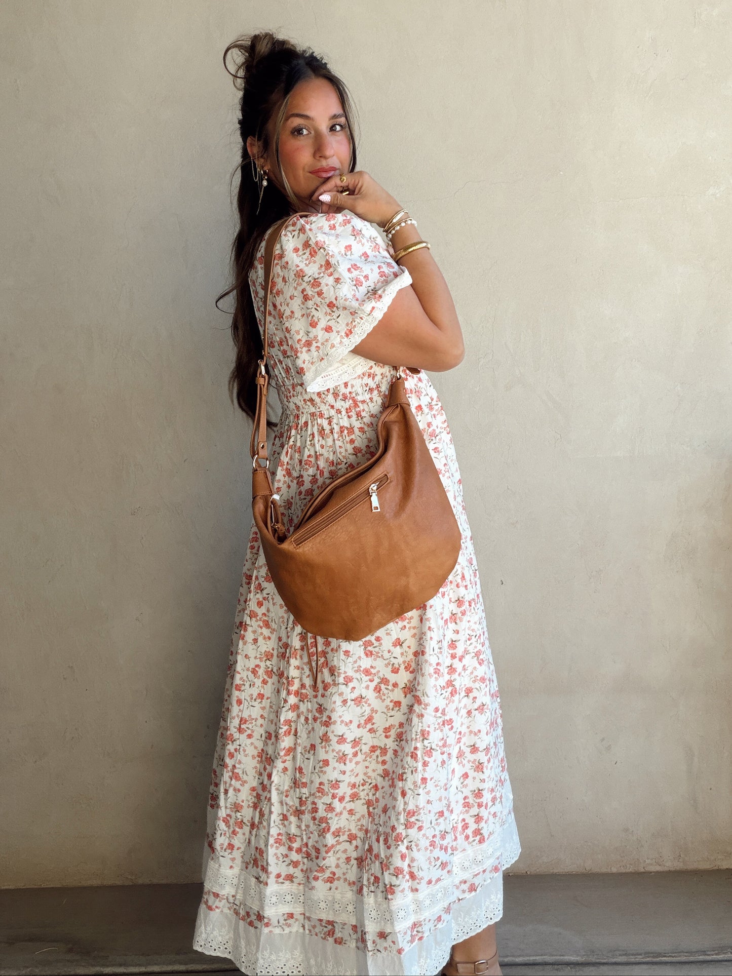 Leah Vegan Hobo in Camel