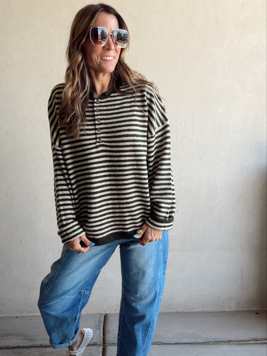 Hanna Henley Sweater in Olive