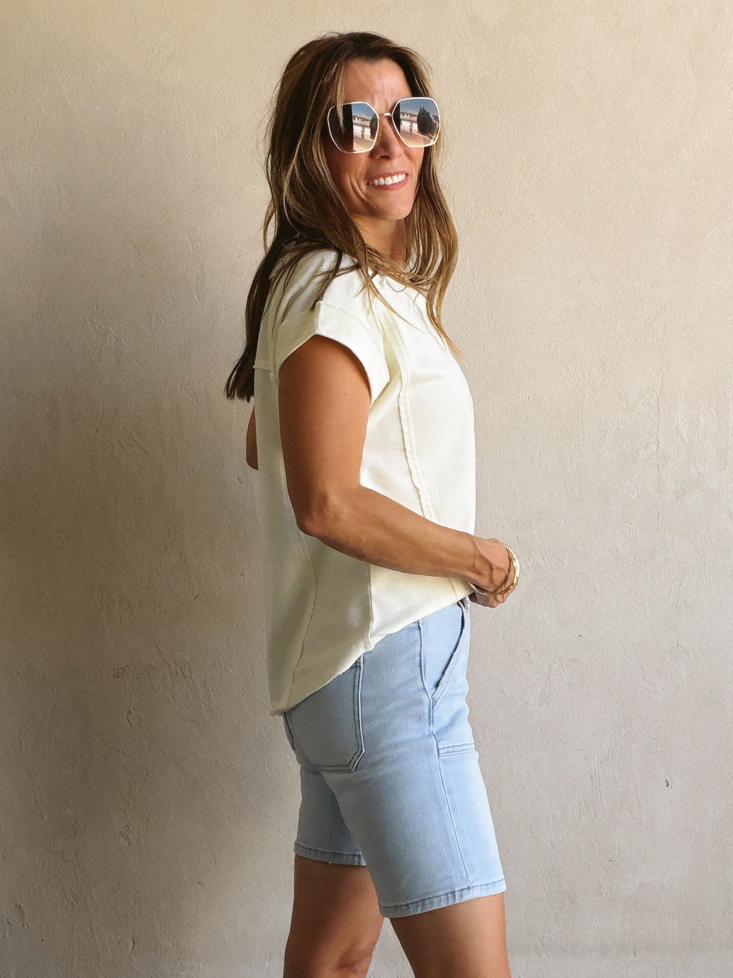 Chelsey Shorts in Light Wash