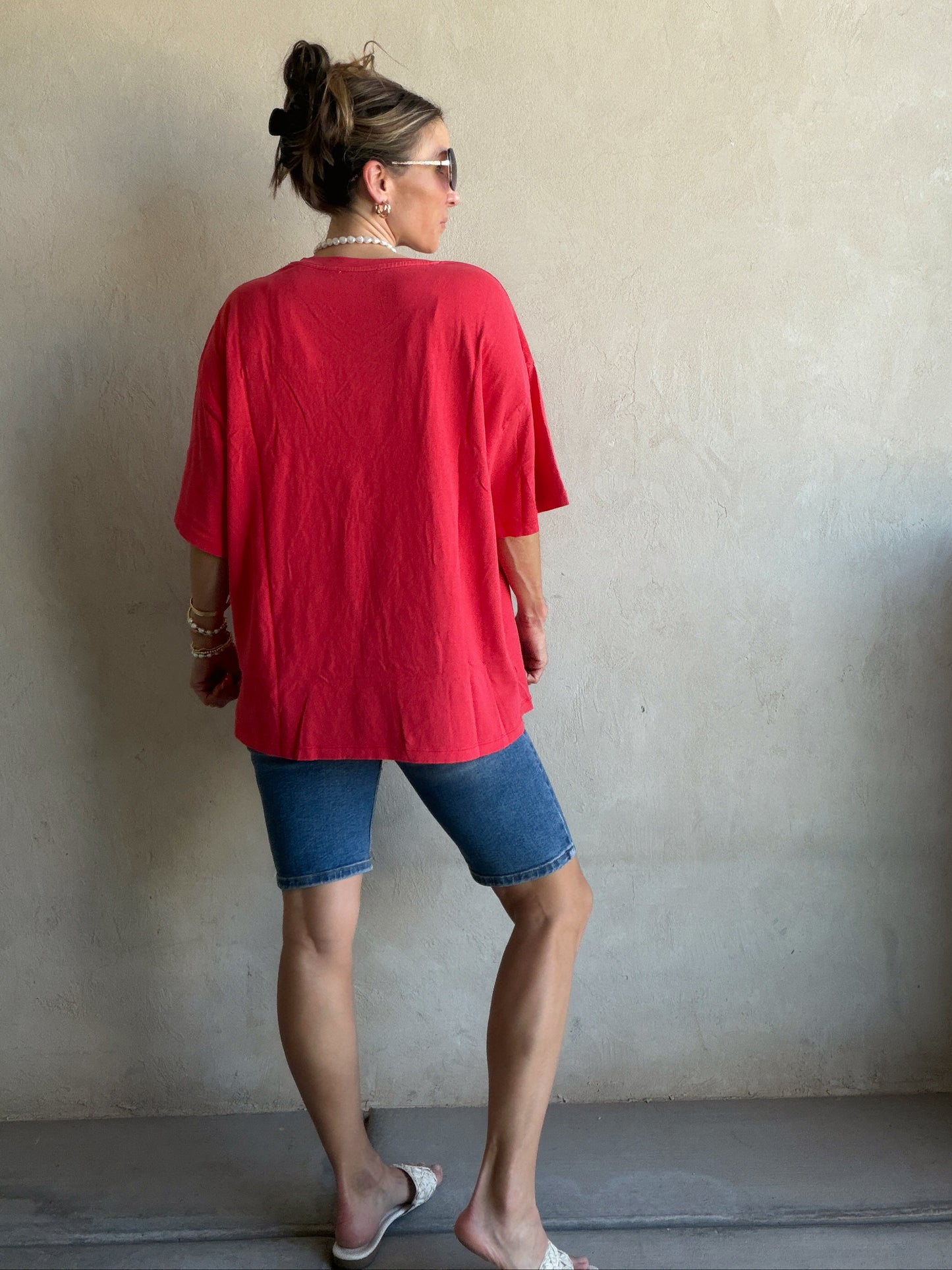 98 Oversized Varsity Tee in Mineral Wash Red