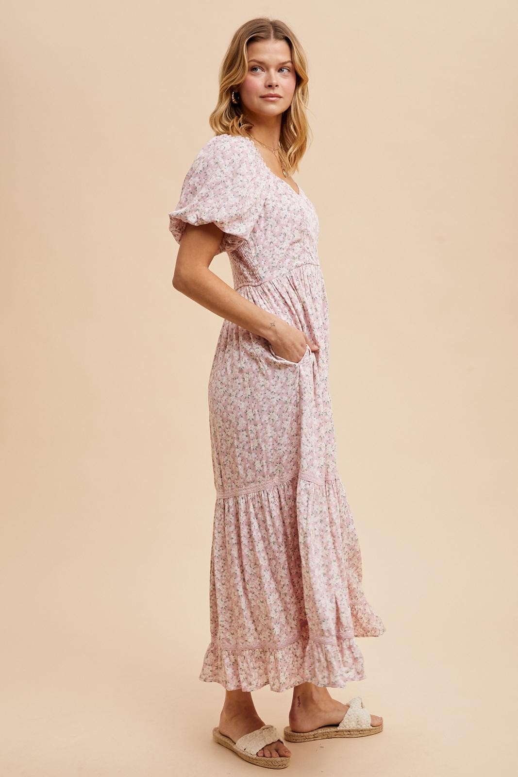 Christy Sweetheart Neck Dress in Pastel Pink Floral