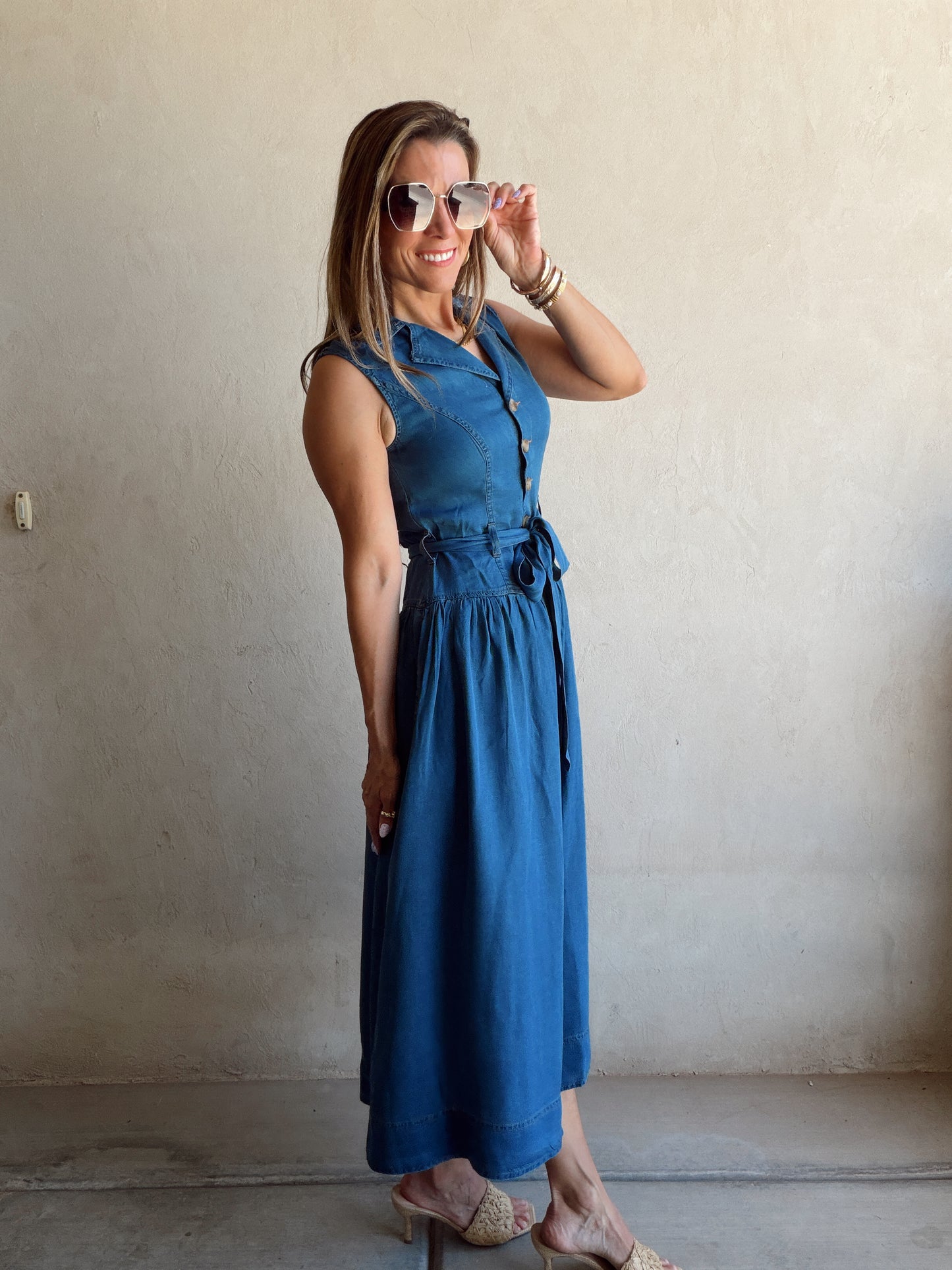 Katee Sleeveless Dress