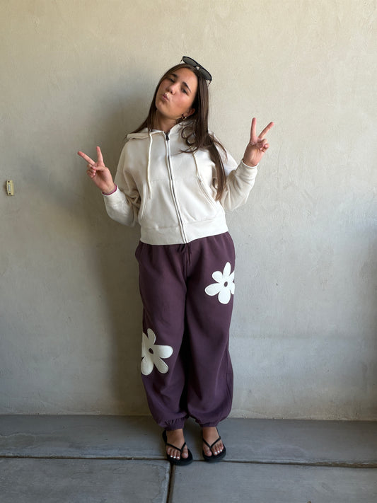 Flower Sweatpants in Eggplant
