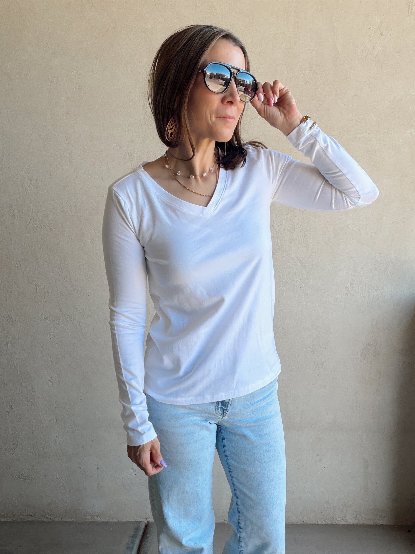 Lilly V-Neck Top in White