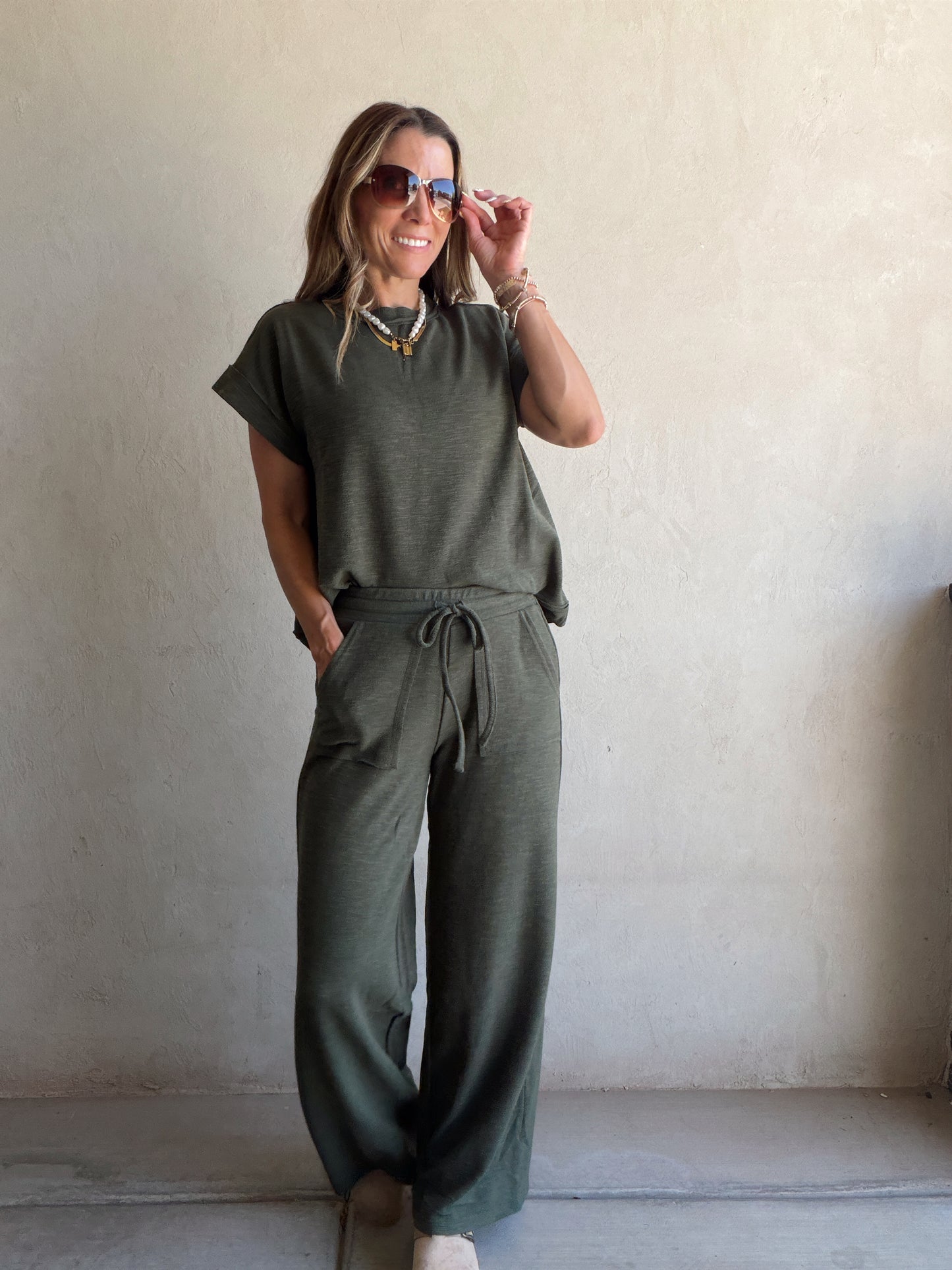 Vanessa Set in Army Green