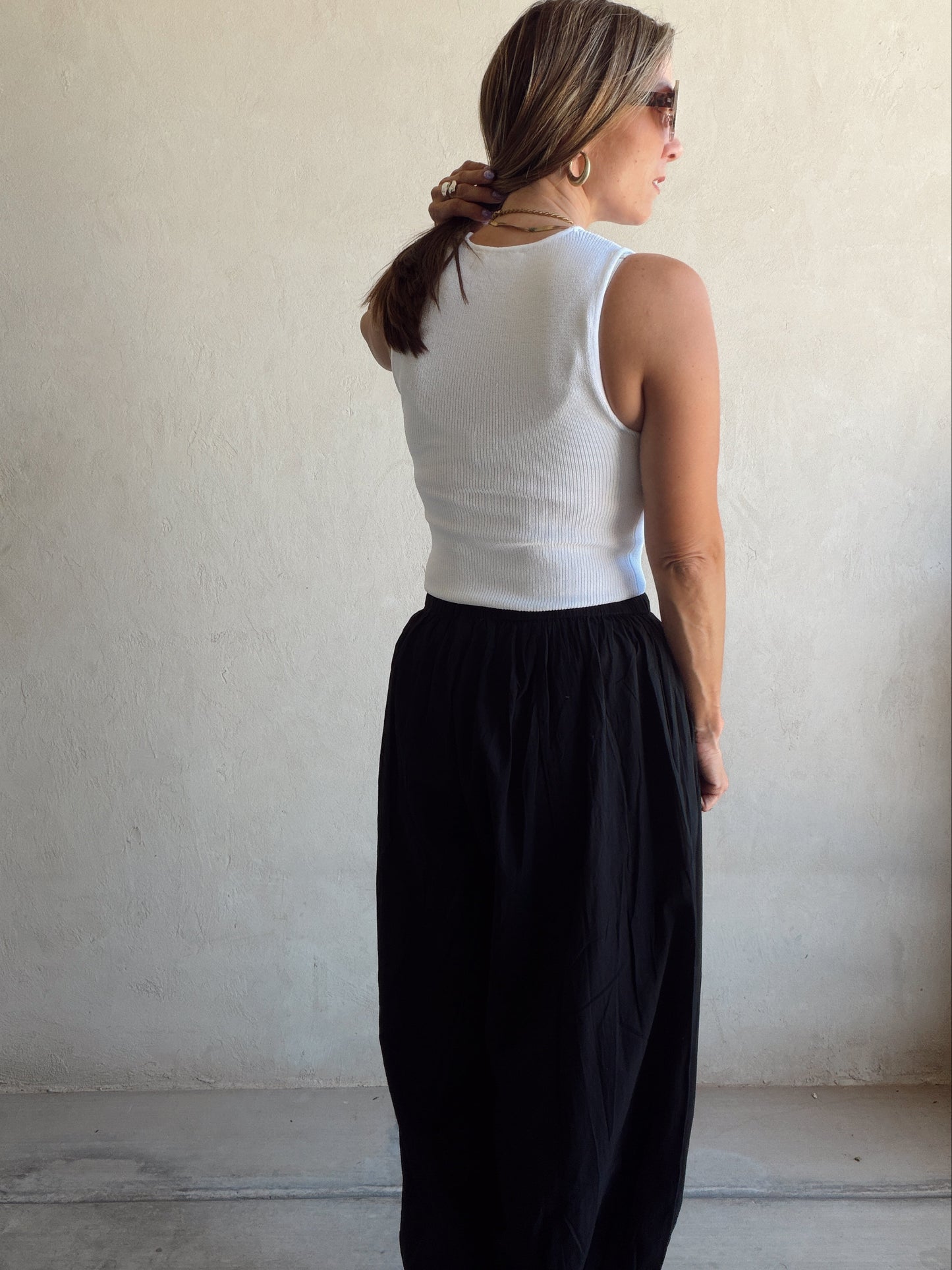 Tara Flowy Parachute Pants in Black