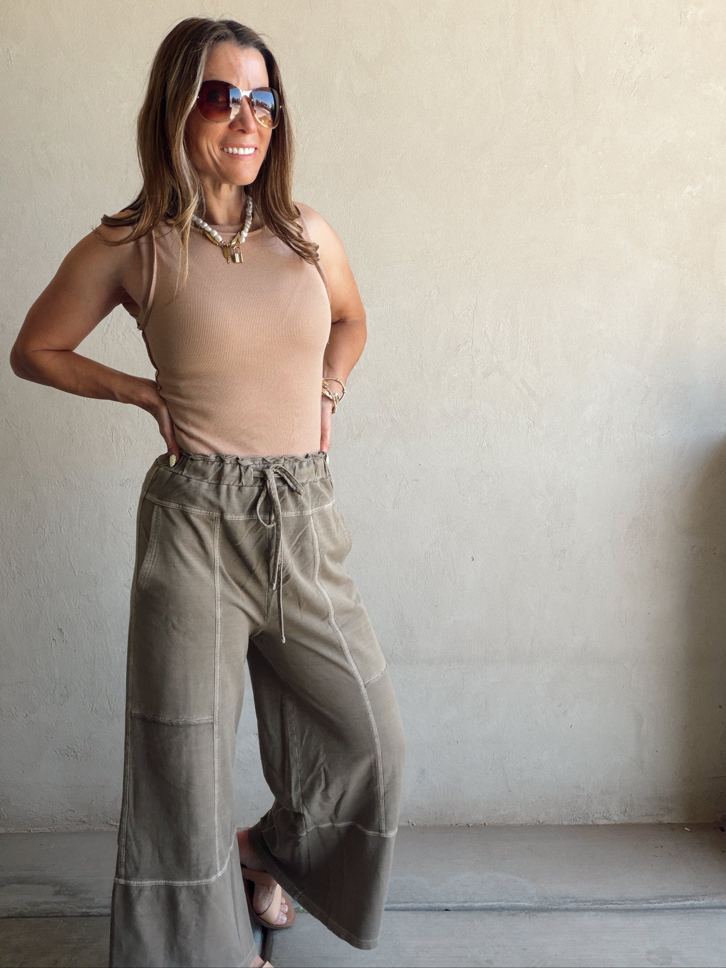 Sandy Pants in Brown