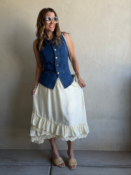 Jordy Lace Detailed Skirt in Cream
