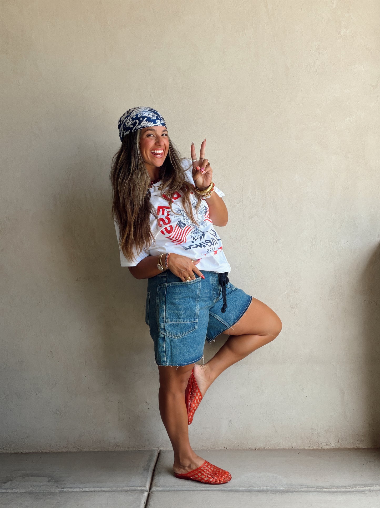 Kendra Barrel Shorts in Medium Wash