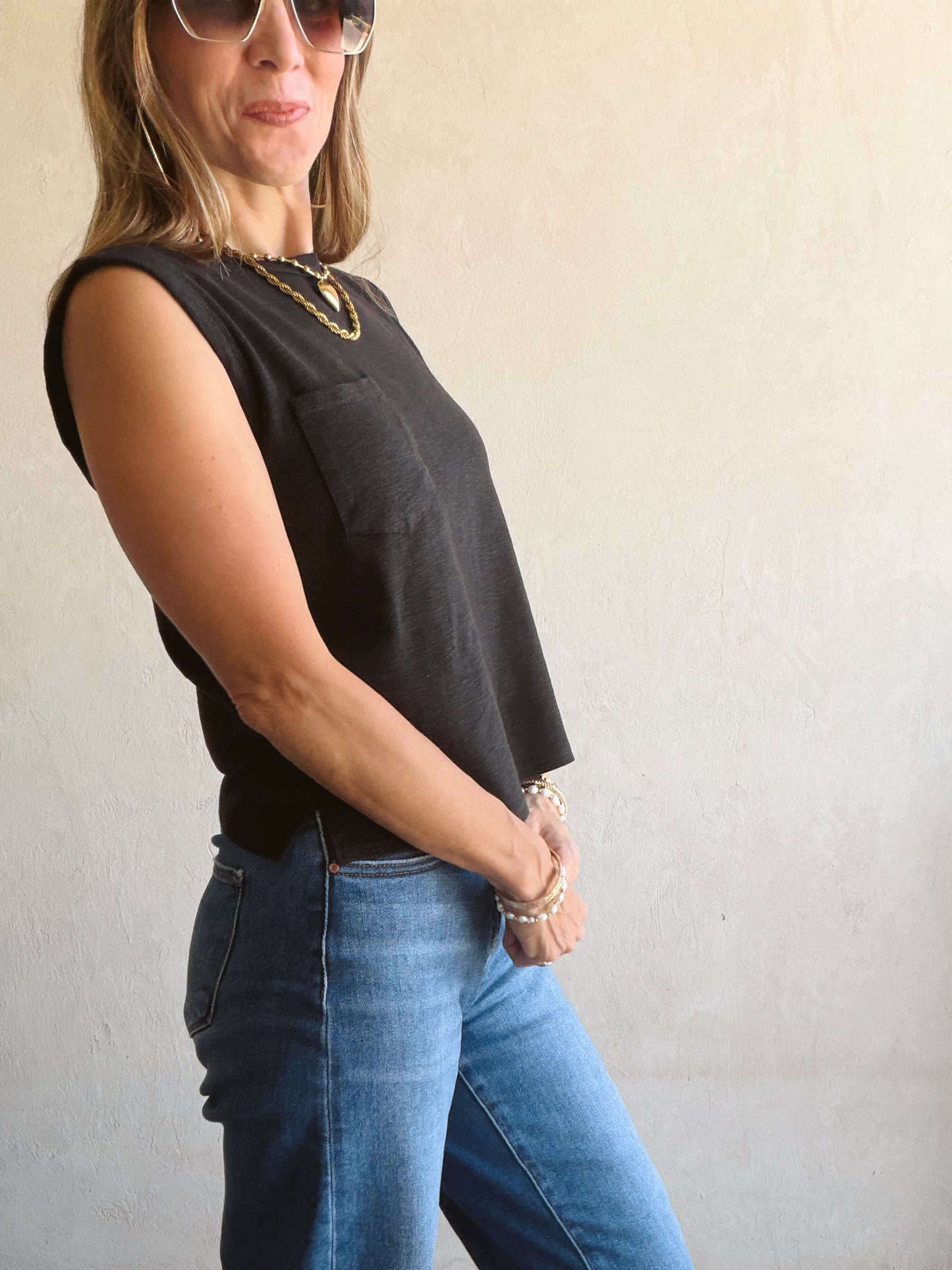 Wren Sleeveless Tank in Black