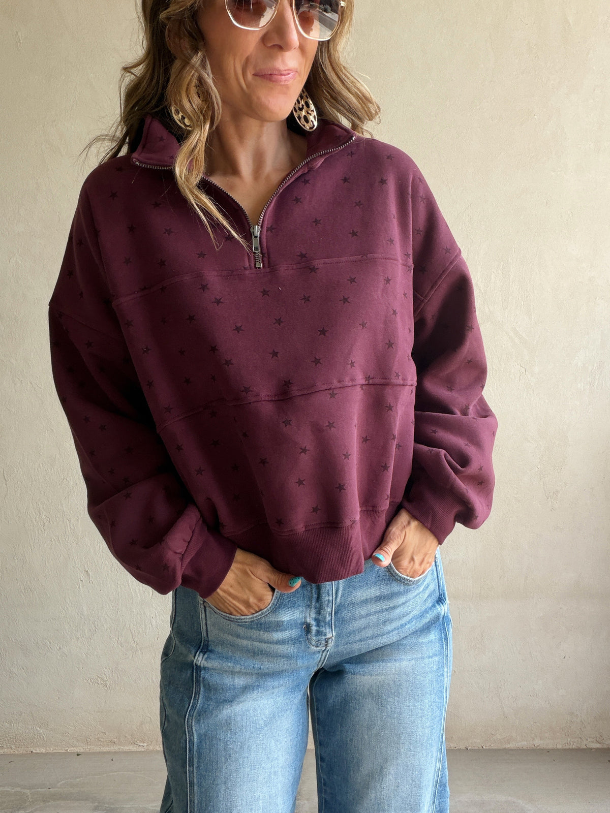 Bonnie Star Pullover in Burgundy