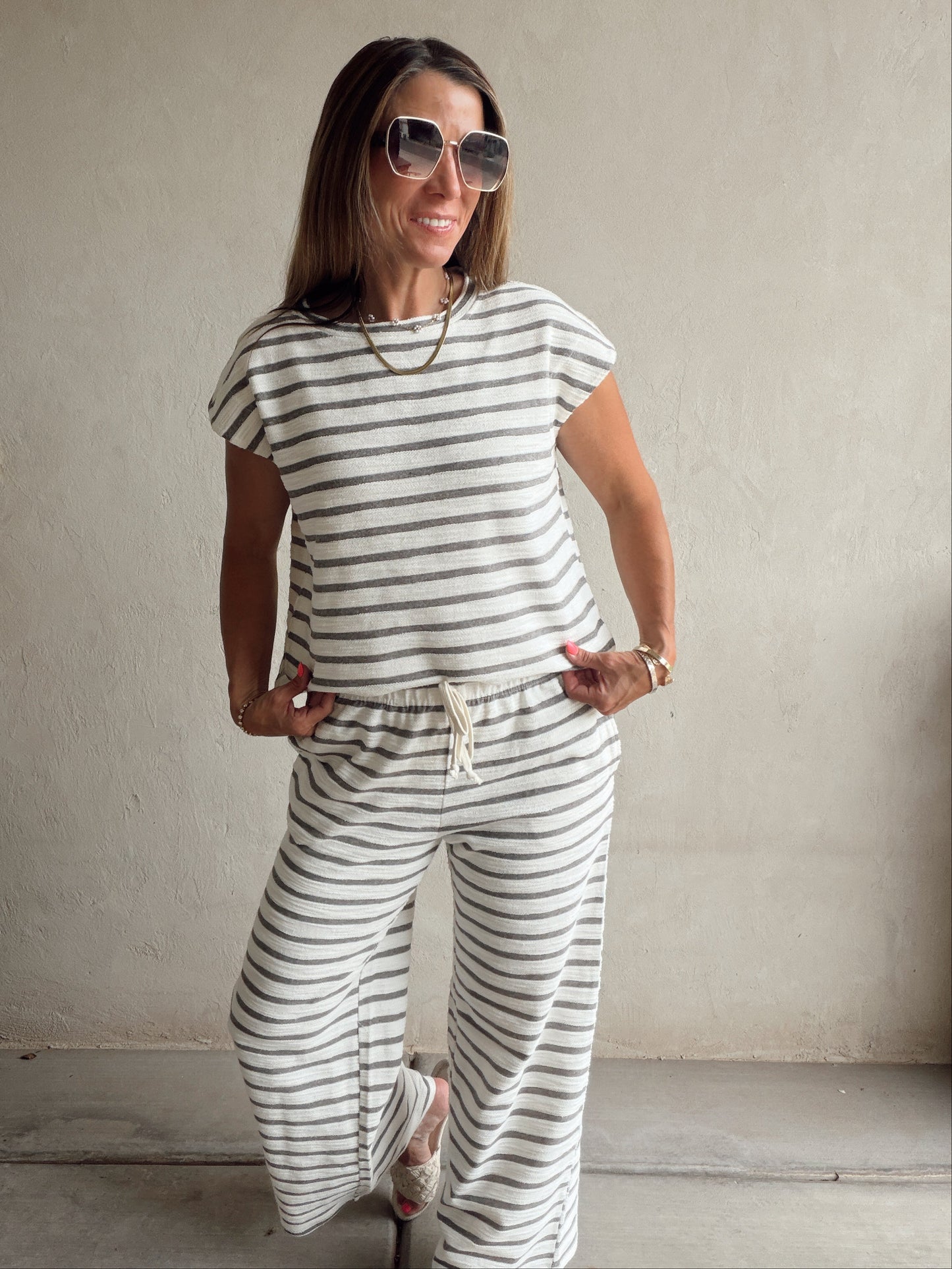 Krystal Set in Ivory & Light Gray