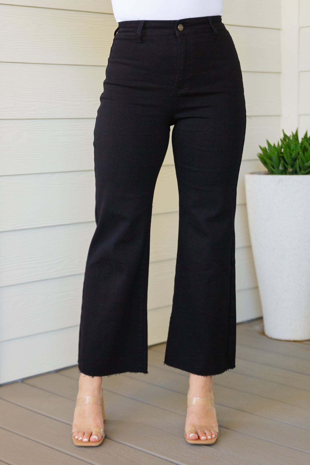 High Rise Wide Leg Crop Jeans in Black (Small-3XL)