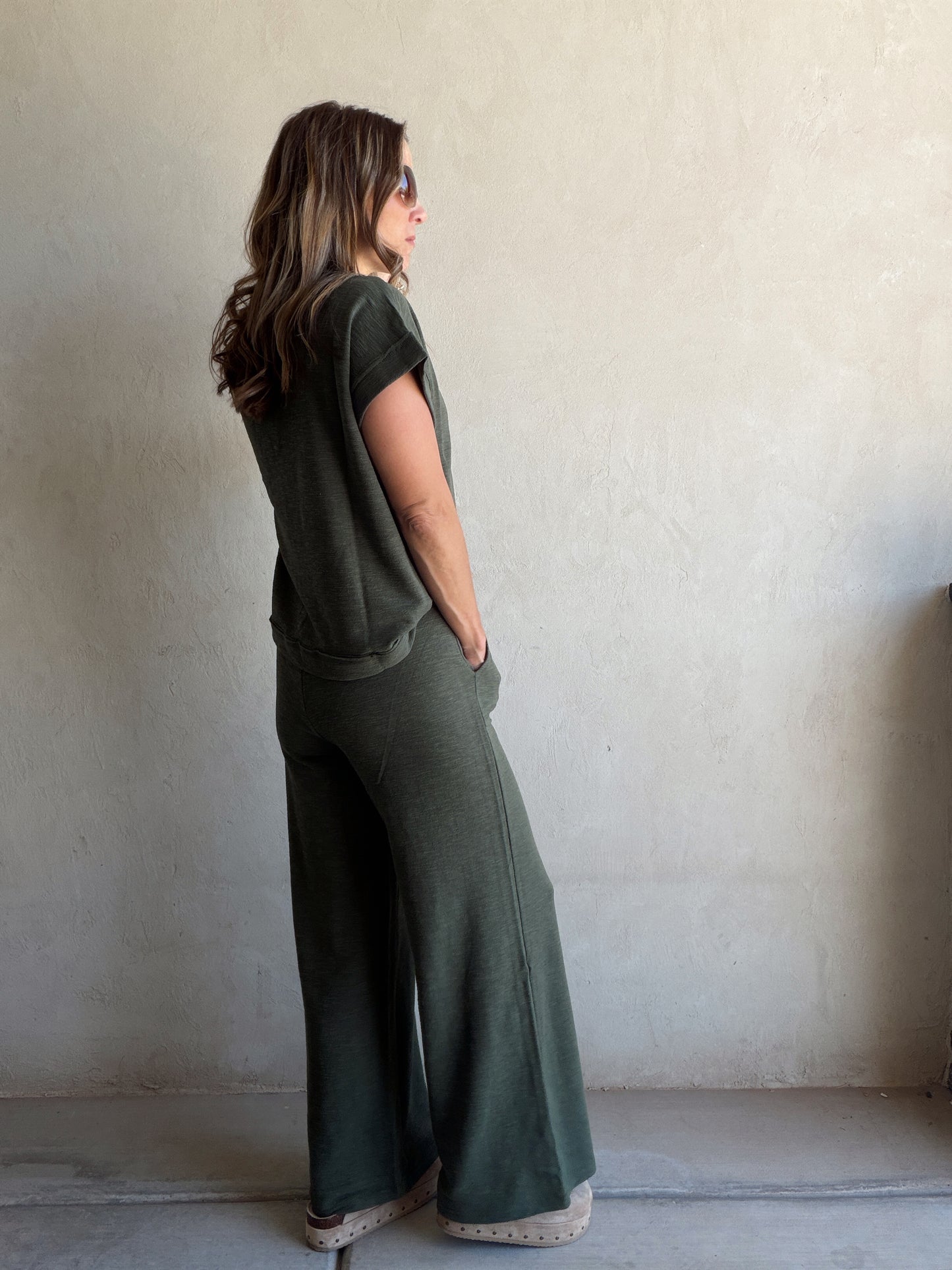 Vanessa Set in Army Green