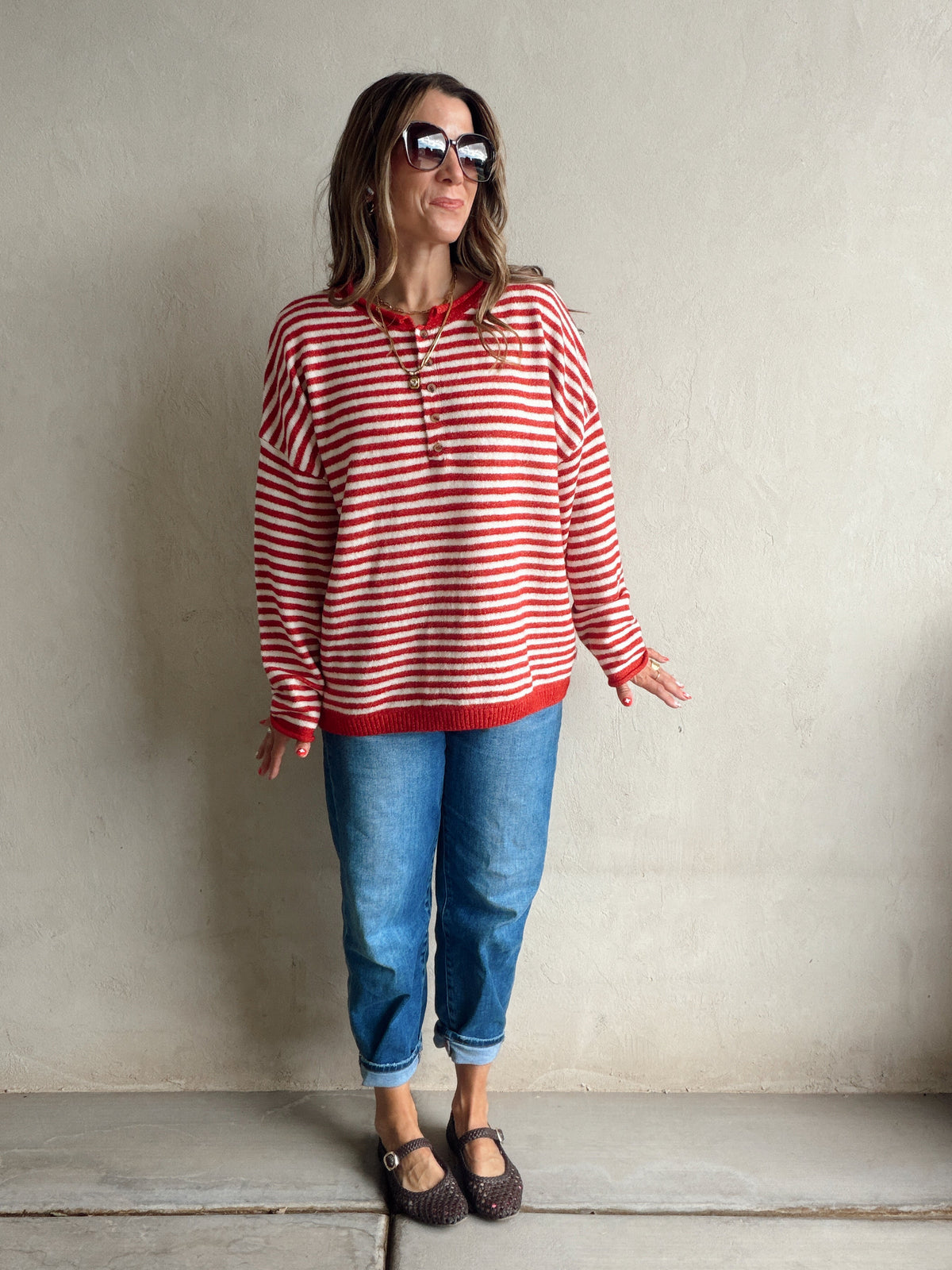 Hanna Henley Sweater in Red