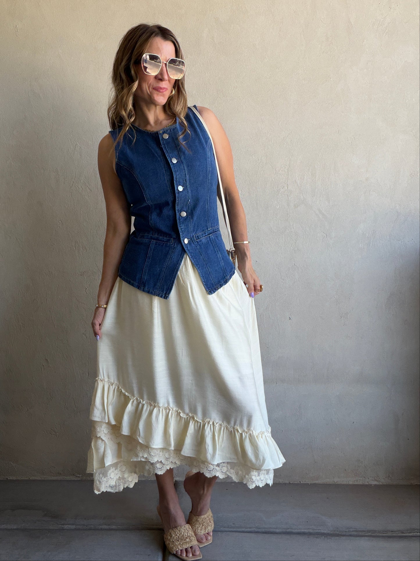 Jordy Lace Detailed Skirt in Cream