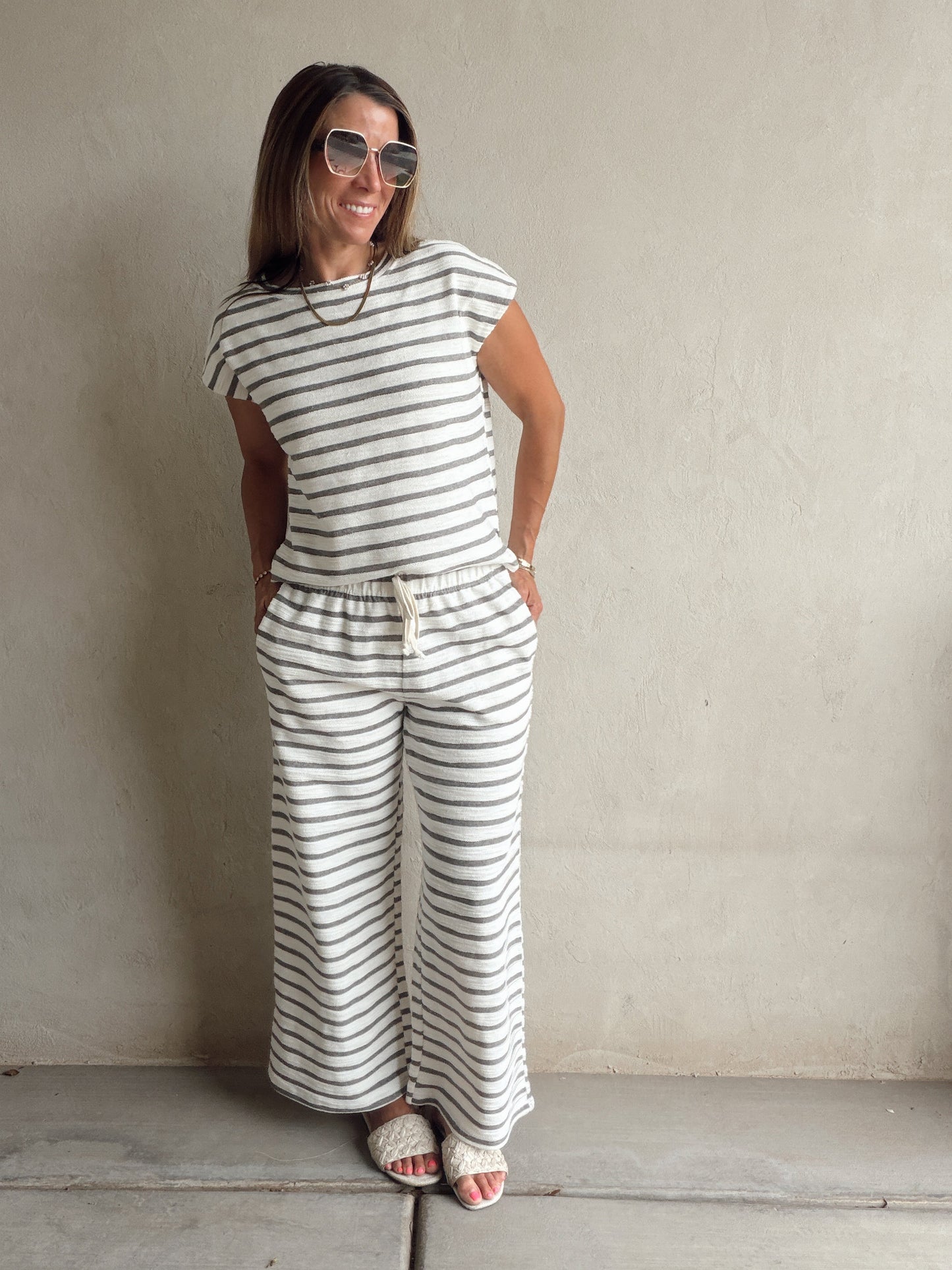 Krystal Set in Ivory & Light Gray