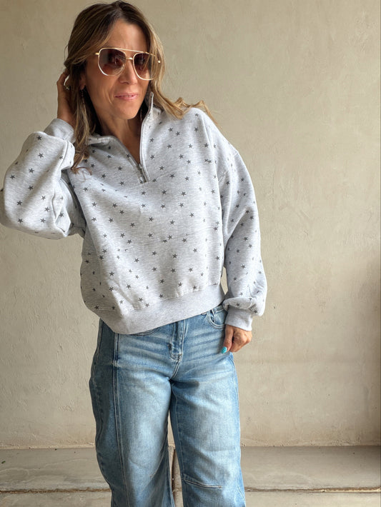 Bonnie Star Pullover in Gray