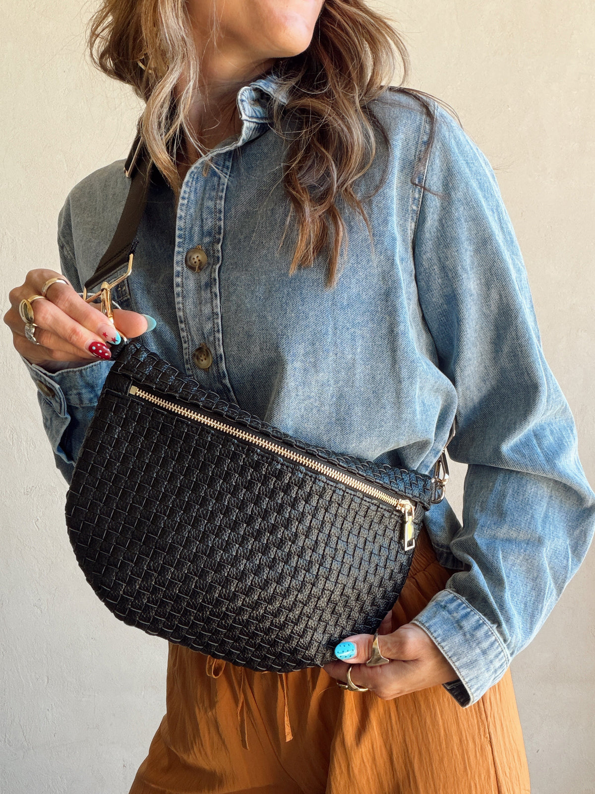 Betty Crossbody Bag in Black