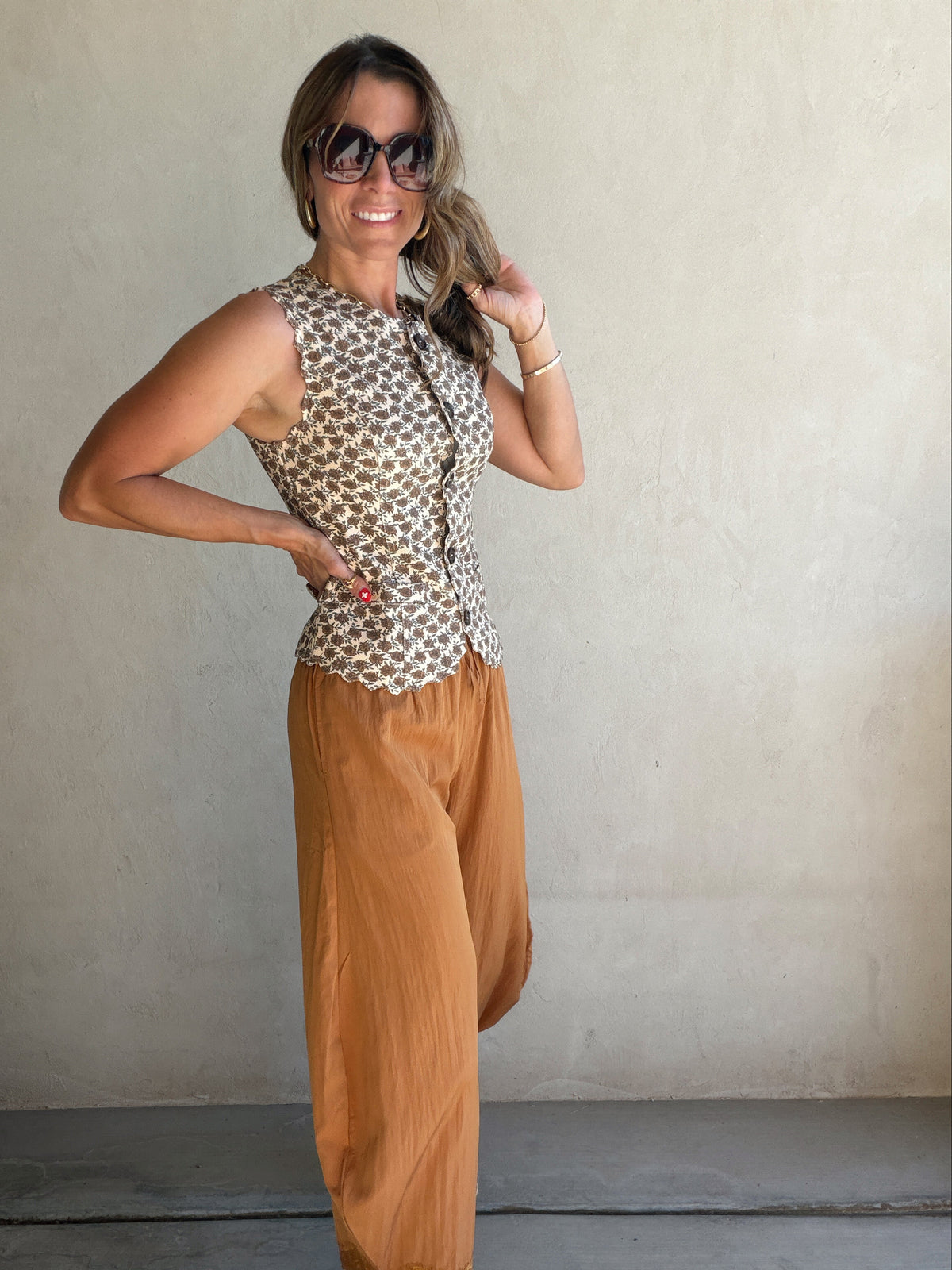 Bella Lace Detailed Pants in Camel