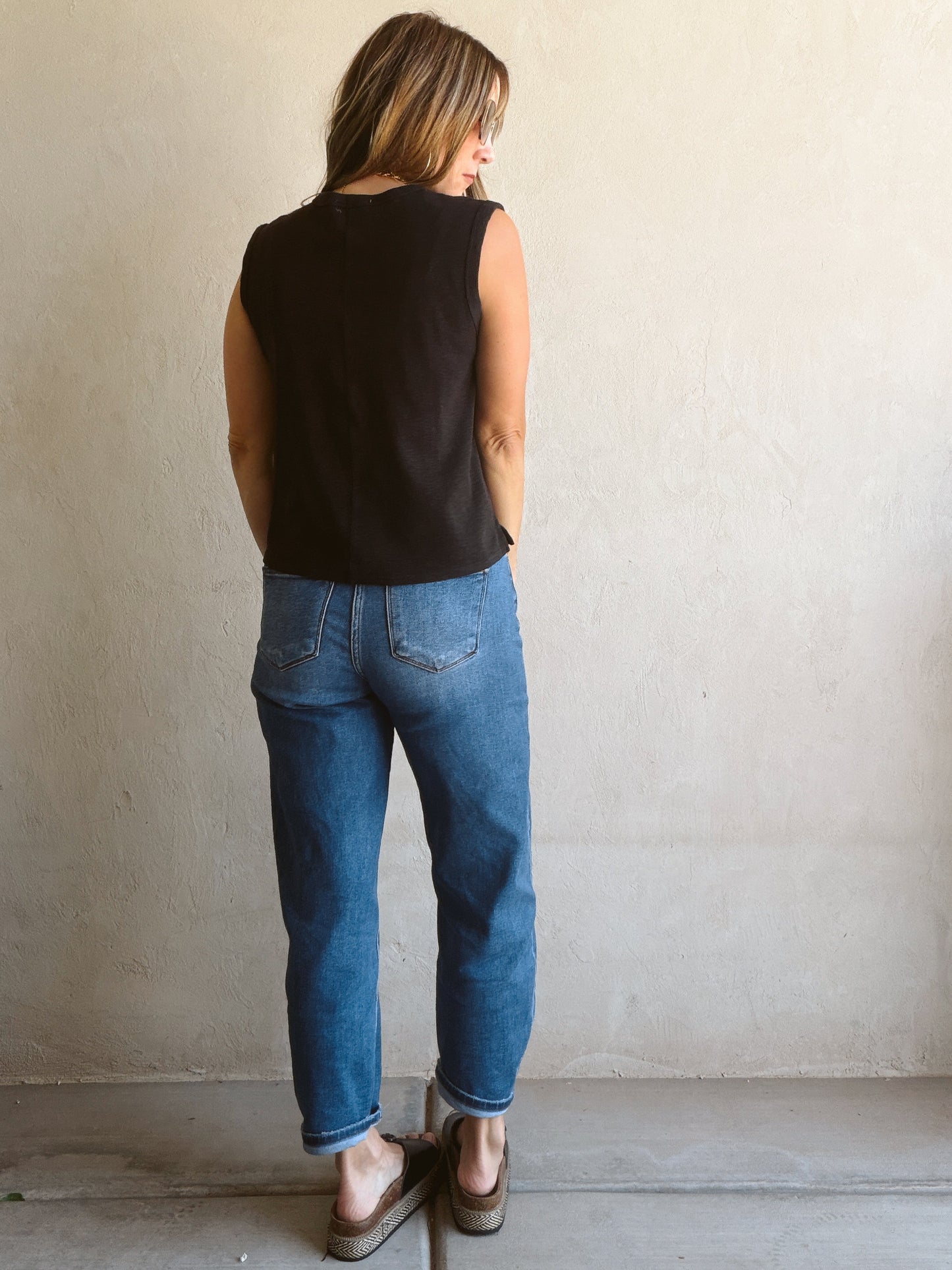 Wren Sleeveless Tank in Black