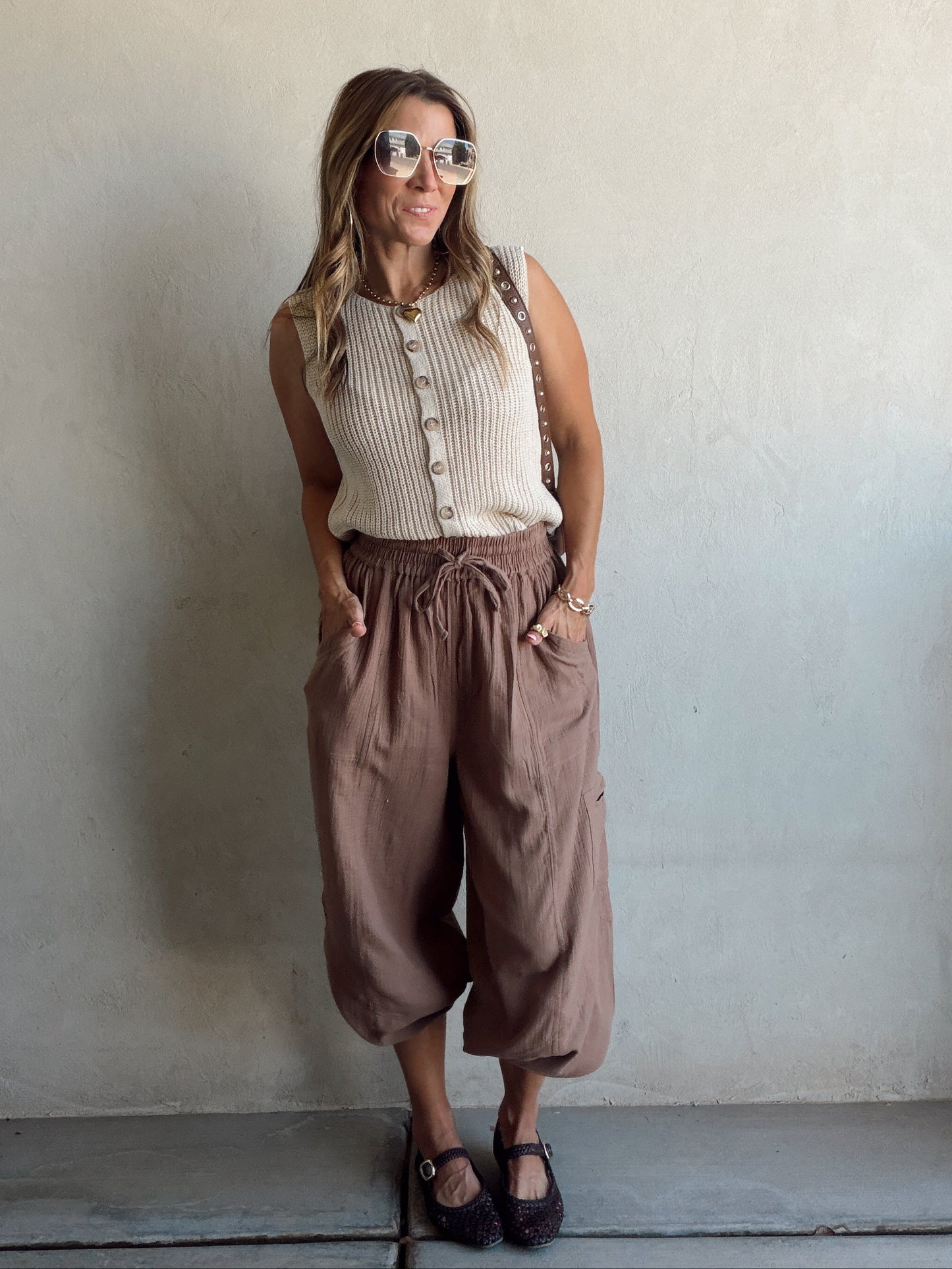 Leila Pants in Mocha
