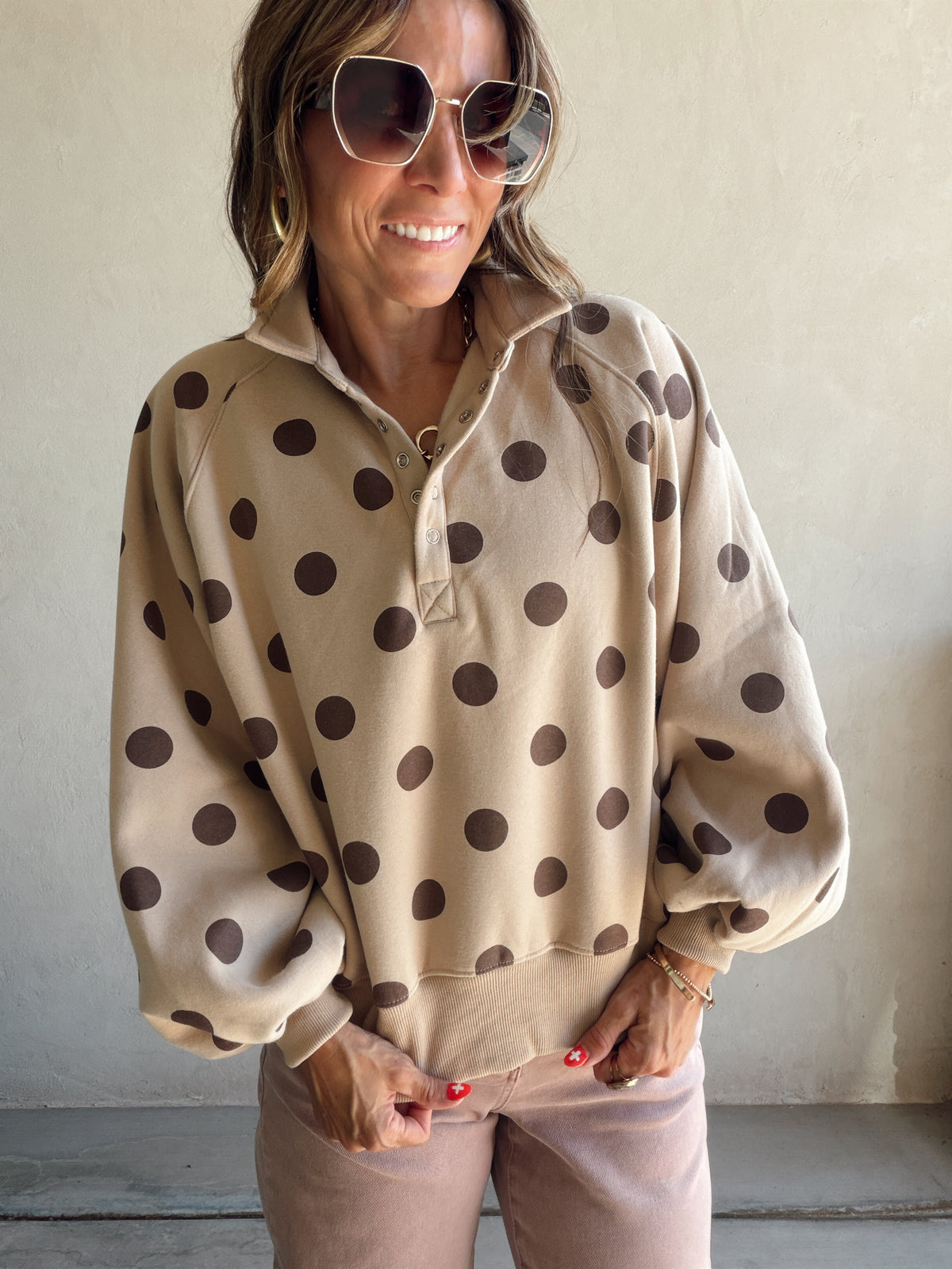 Kaylani Sweatshirt in Taupe & Chocolate Polka Dot