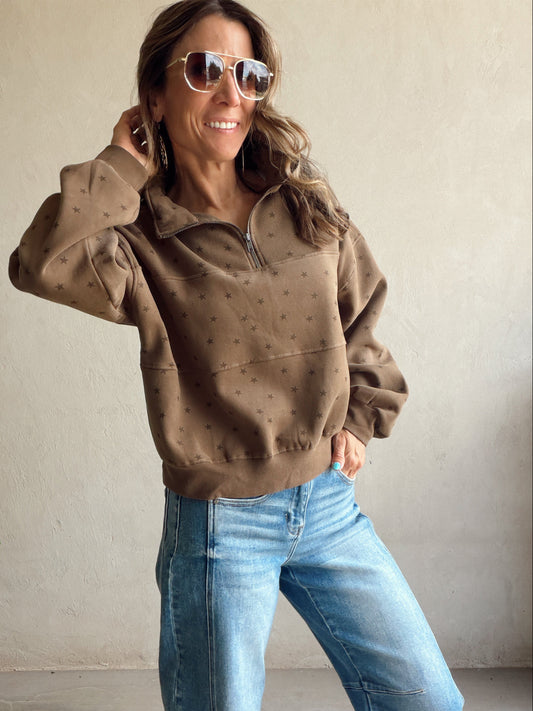 Bonnie Star Pullover in Chocolate