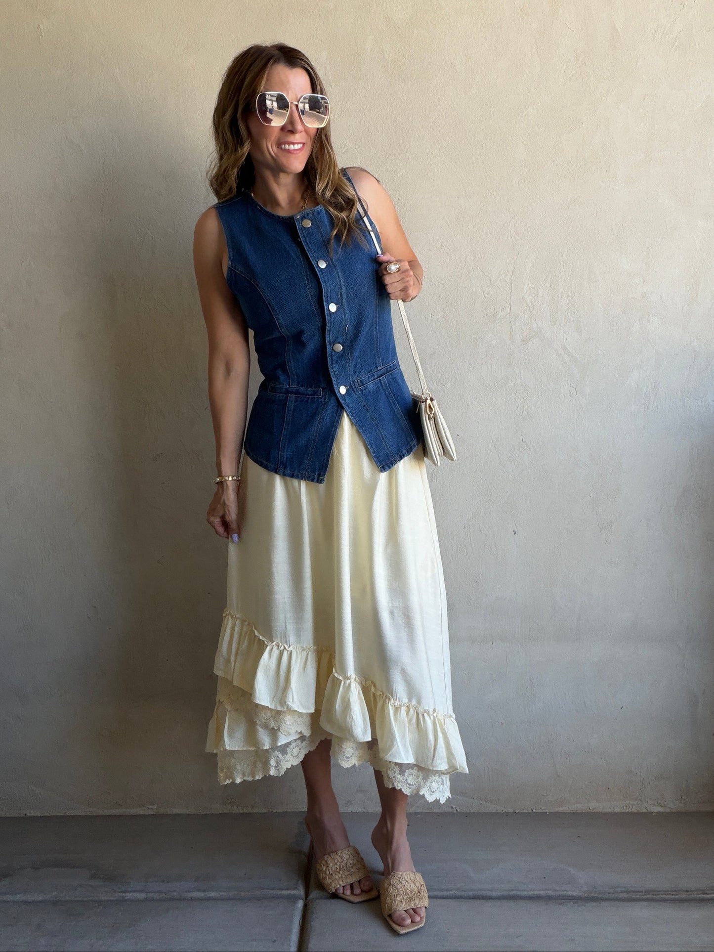 Jordy Lace Detailed Skirt in Cream