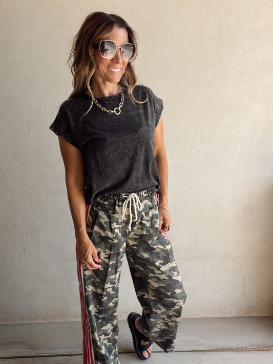 Amber Mineral Washed Top in Black
